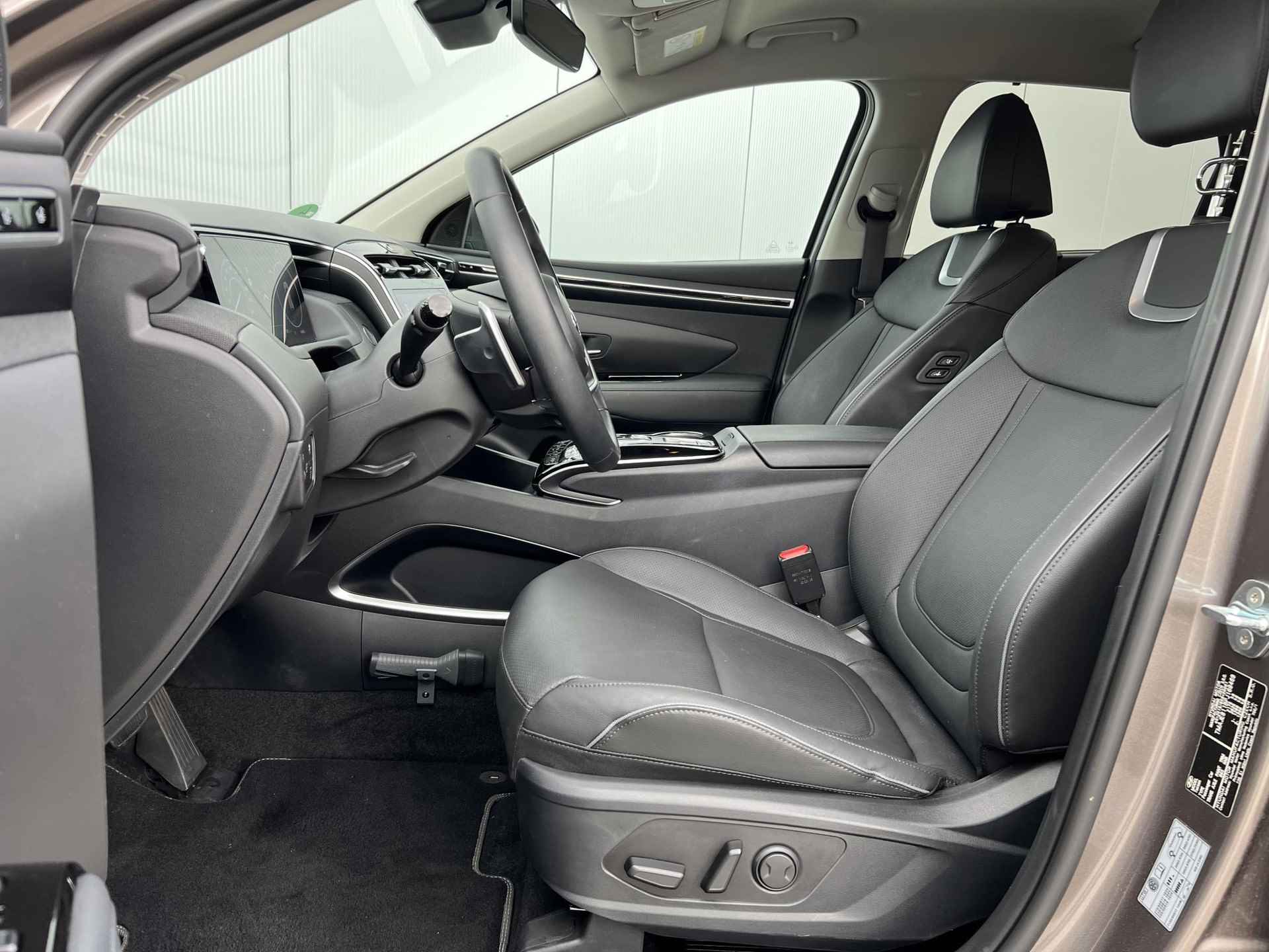 Hyundai Tucson 1.6 T-GDI HEV Premium / Apple Carplay & Android Auto / Adaptieve Cruise Control / Lederen Bekleding / 360 Camera / Keyless / - 6/36