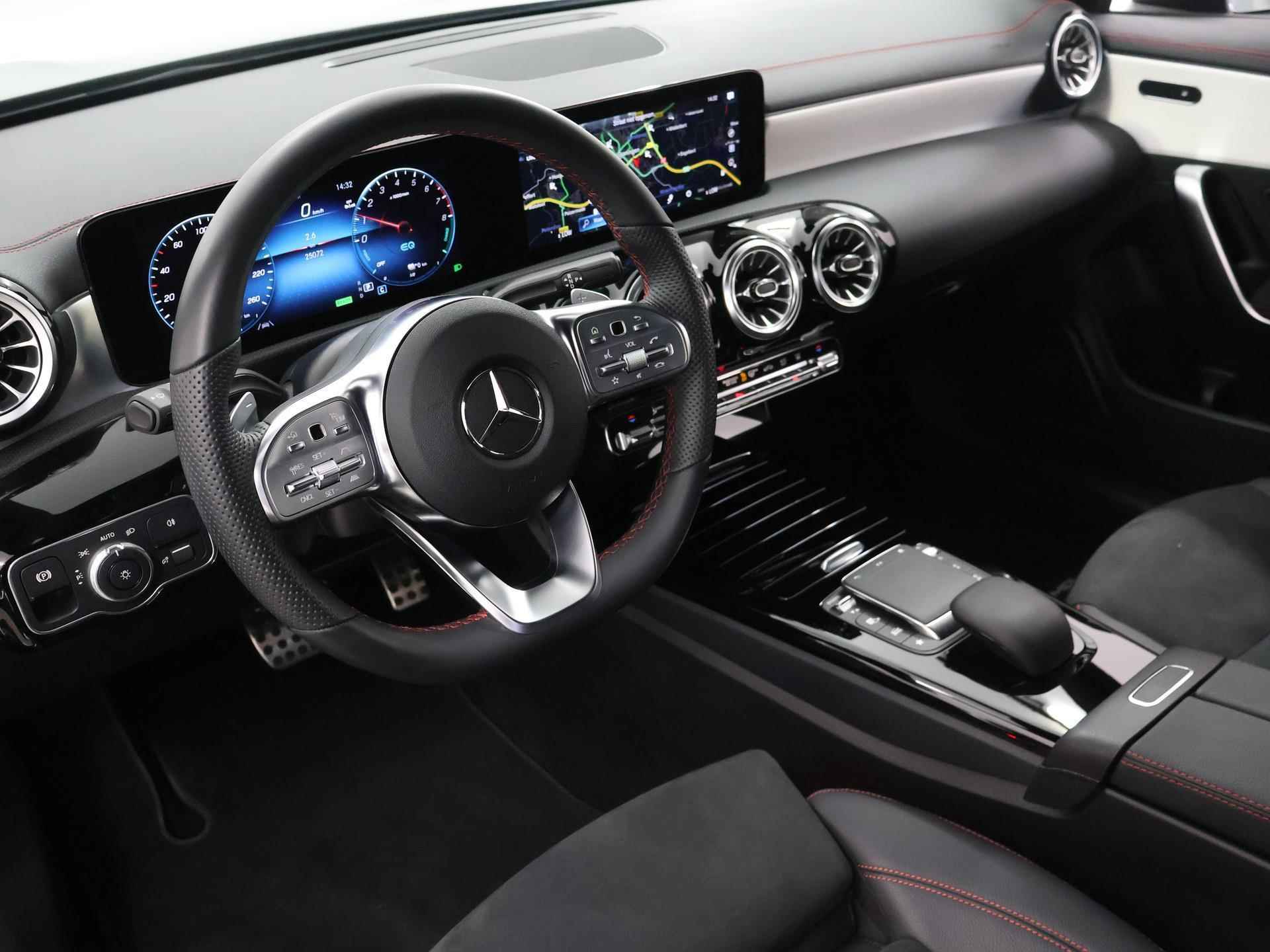 Mercedes-Benz CLA-klasse Shooting Brake 250 e AMG Line | Nightpakket | adaptieve Cruise Control | Keyless Go | Achteruitrijcamera | Led-koplampen - 8/42