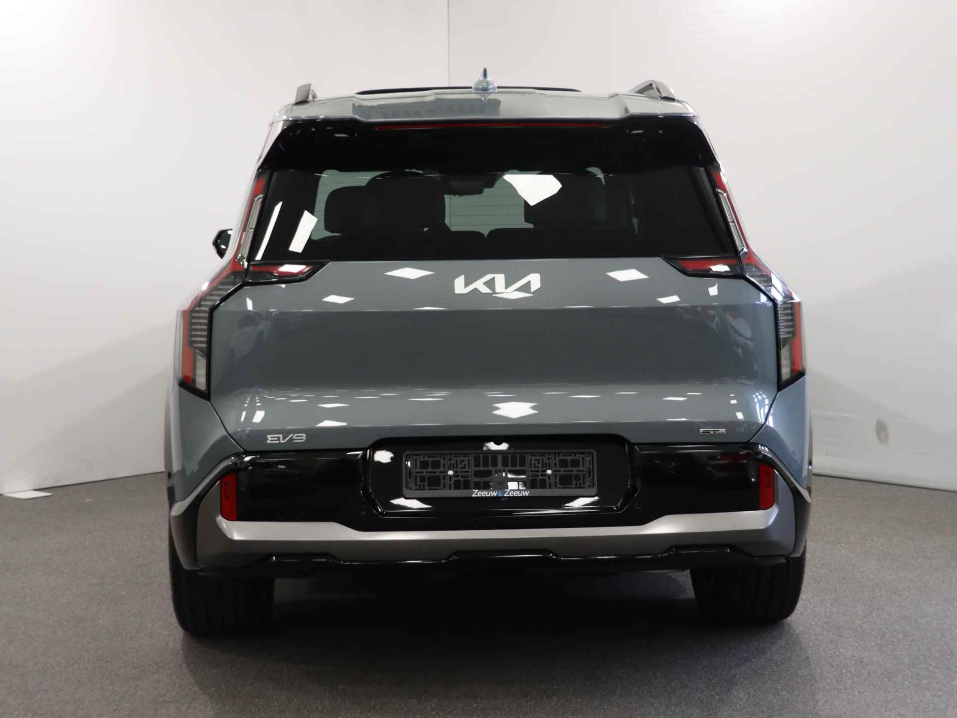 Kia EV9 GT-Line AWD 6p. 99.8 kWh | €3000,- Korting | actierente 3.99% | 505km WLTP | KIA Leiderdorp : 071 760 06 00 - 11/52