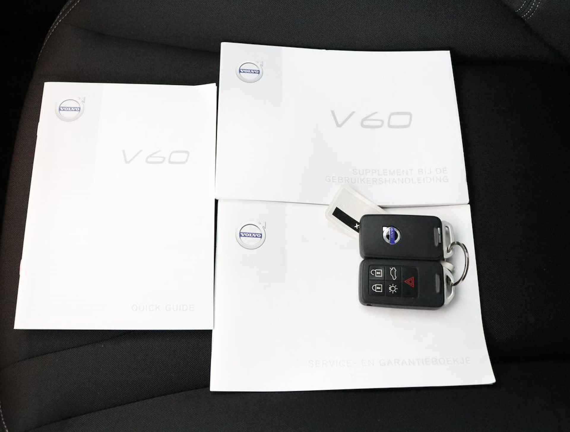 Volvo V60 T2 Automaat Polar | Navigatie | Cruise Control | Climate Control | Bluetooth | Parkeersensoren - 10/46