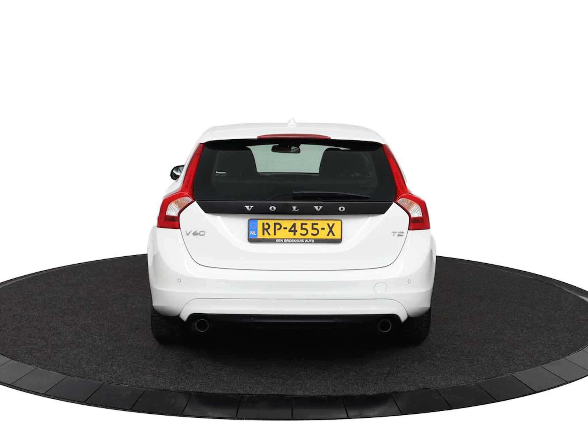 Volvo V60 T2 Automaat Polar | Navigatie | Cruise Control | Climate Control | Bluetooth | Parkeersensoren - 32/46