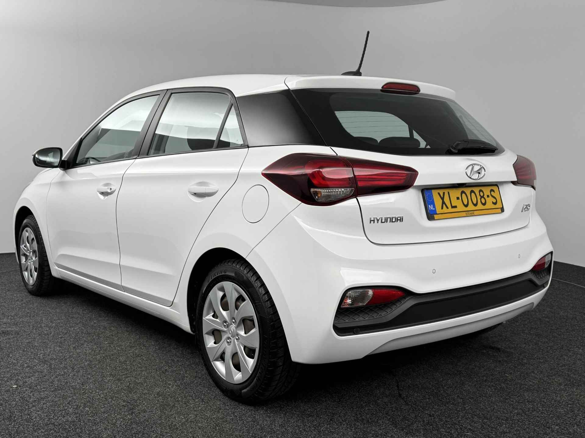 Hyundai i20 1.0 T-GDI Comfort | Achteruitrijcamera | All-Season banden | Trekhaak Afneembaar | Navigatie | - 10/43