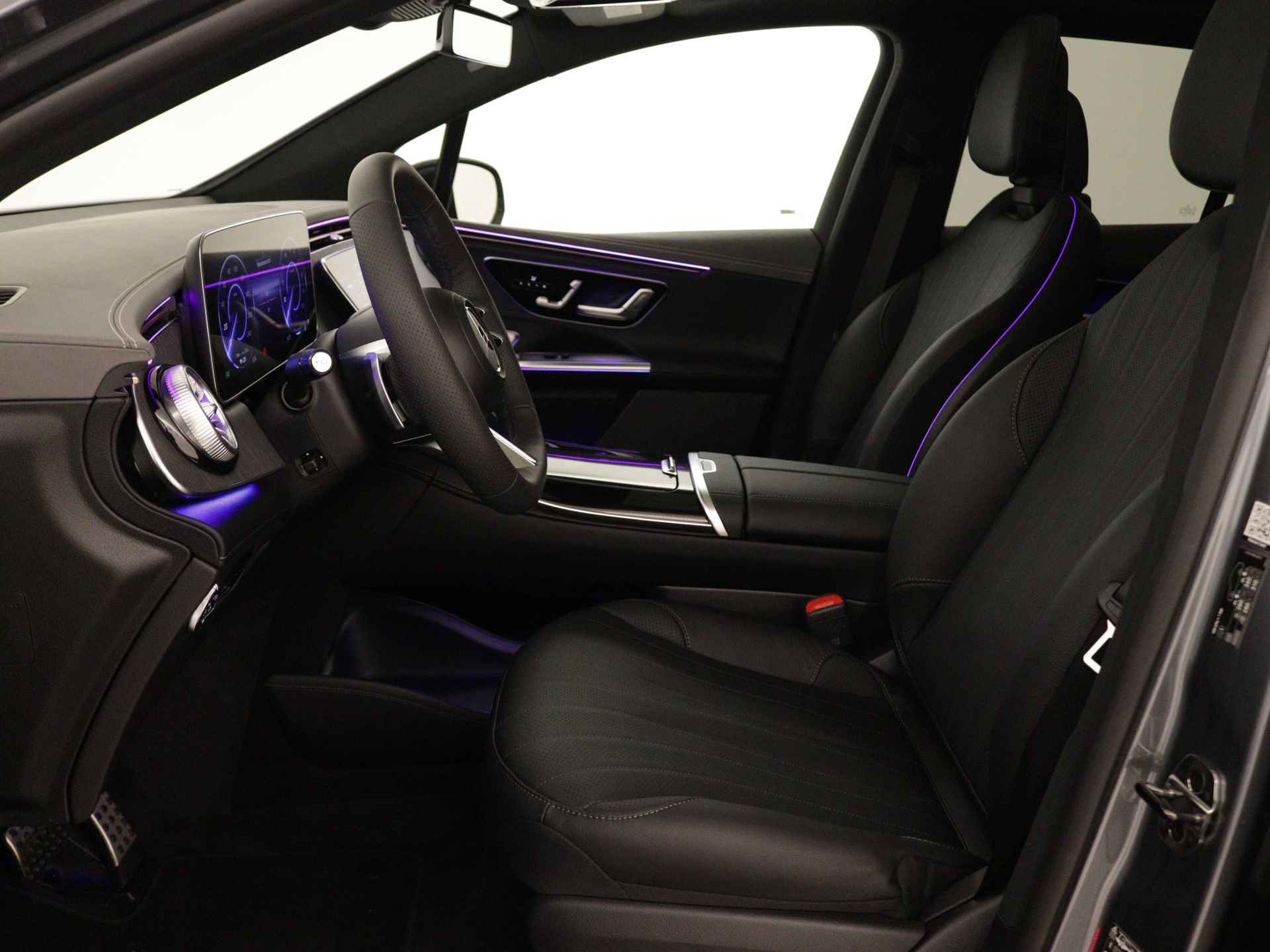 Mercedes-Benz EQE SUV 350+ Sport Edition 96 kWh | Trekhaak | Nightpakket | Memorypakket | KEYLESS GO-comfortpakket | Parkeerpakket met 360°-camera | Premium pakket | DIGITAL LIGHT | Burmester® 3D-surround sound system | USB-pakket plus | - 11/38