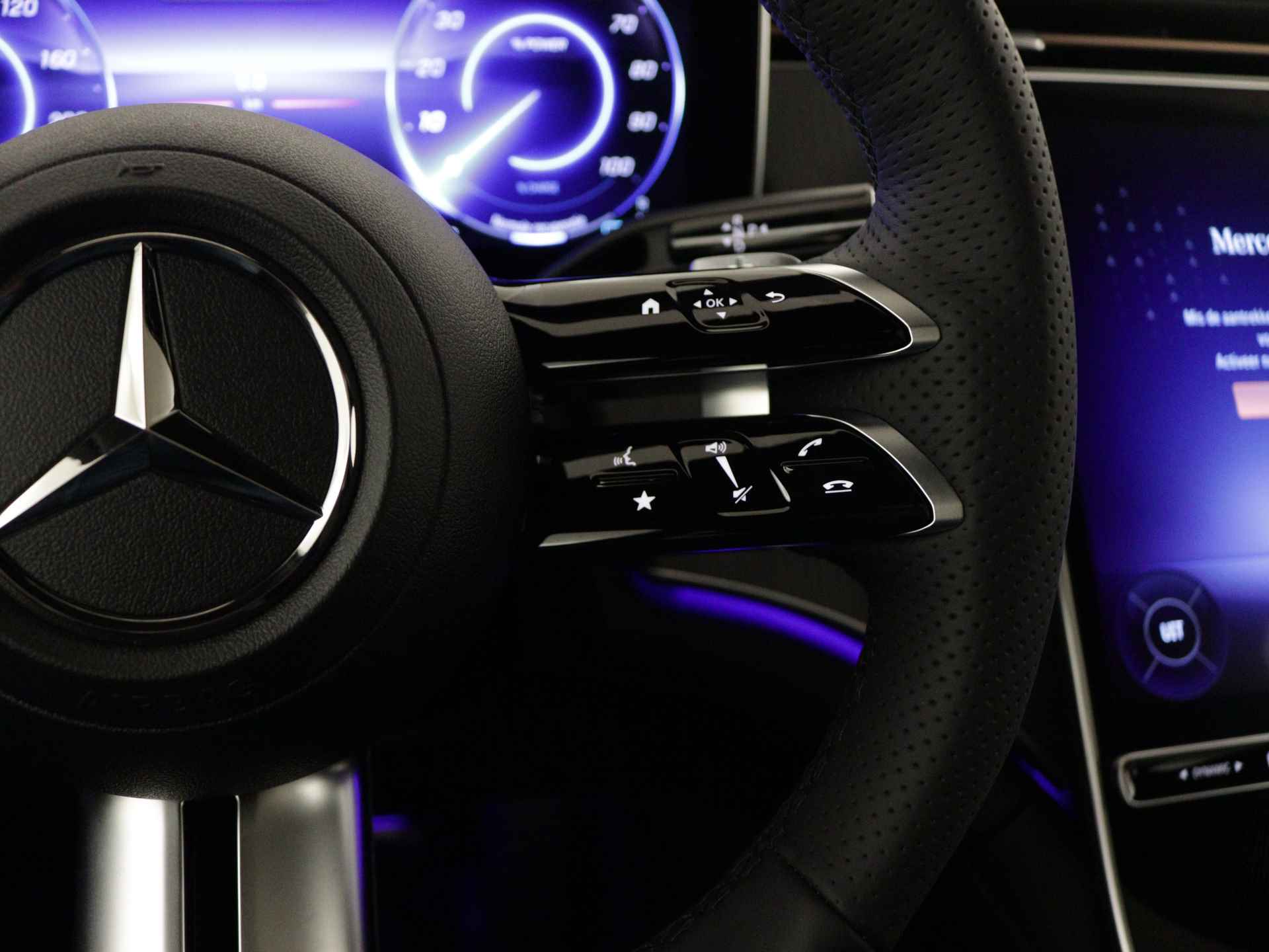Mercedes-Benz EQE SUV 350+ Sport Edition 96 kWh | Trekhaak | Nightpakket | Memorypakket | KEYLESS GO-comfortpakket | Parkeerpakket met 360°-camera | Premium pakket | DIGITAL LIGHT | Burmester® 3D-surround sound system | USB-pakket plus | - 18/38