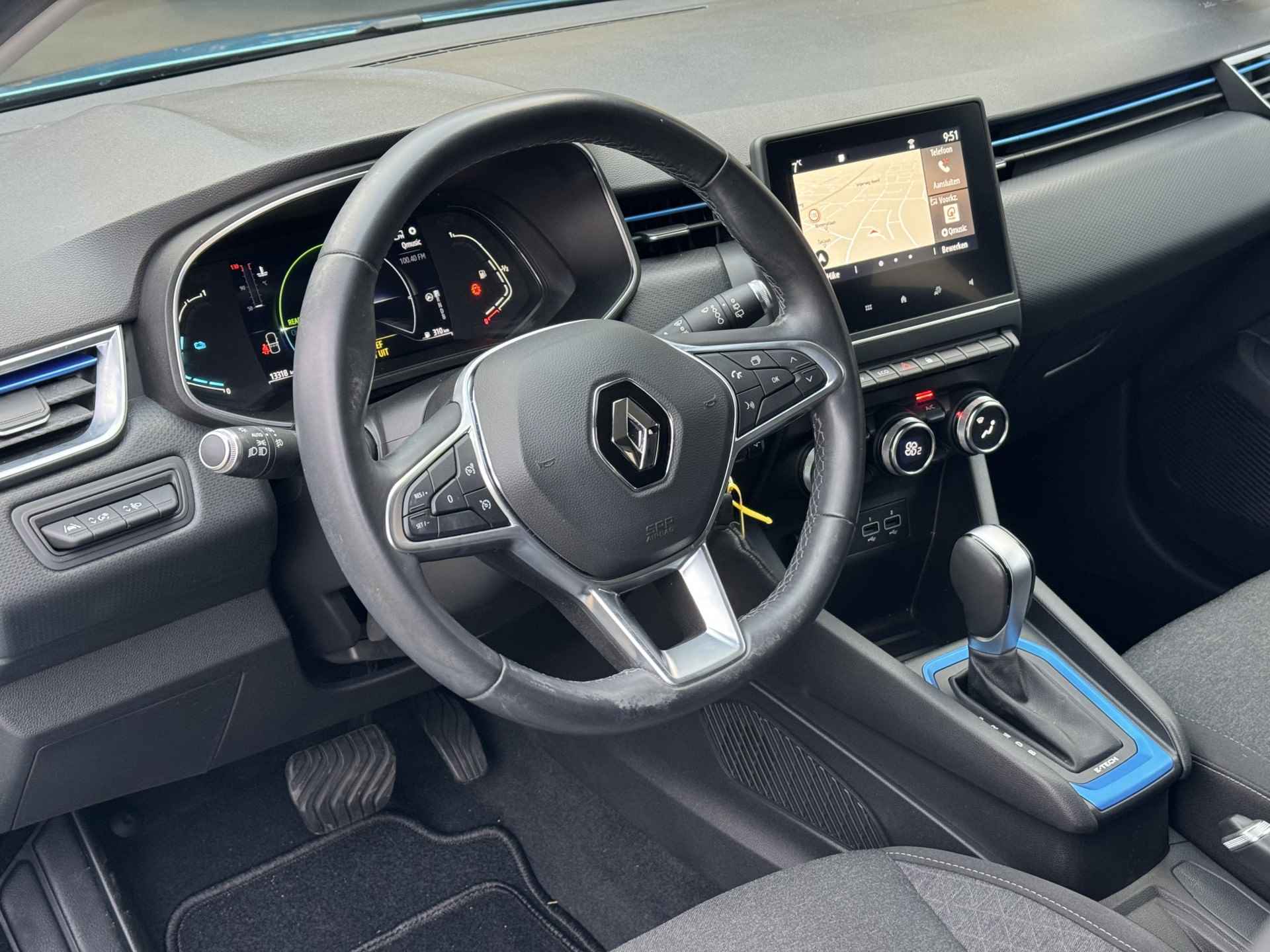 Renault Clio 1.6 E-Tech Hybrid 140 Business Zen - 25/28