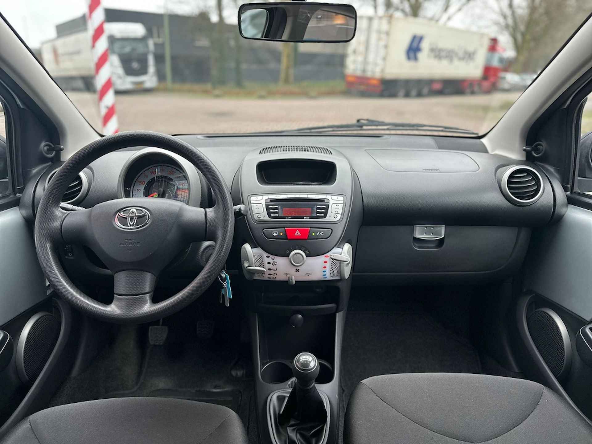 Toyota Aygo 1.0 VVT-i Now - 10/12