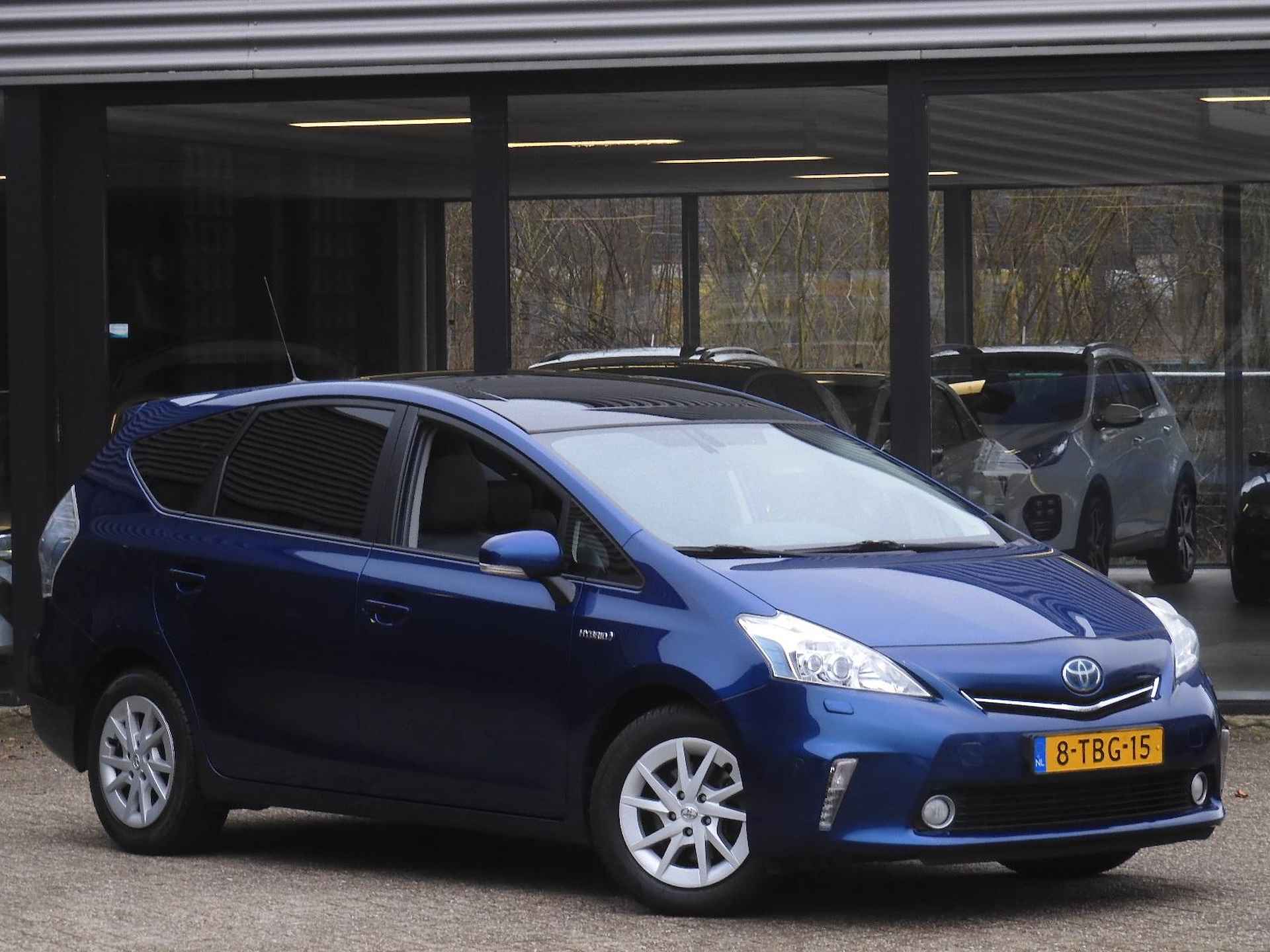 Toyota Prius WAGON HYBRID DYNAMIC/ JBL AUDIO/ TREKHAAK / ADAPTIVE CRUISE/ KEYLESS - 24/26