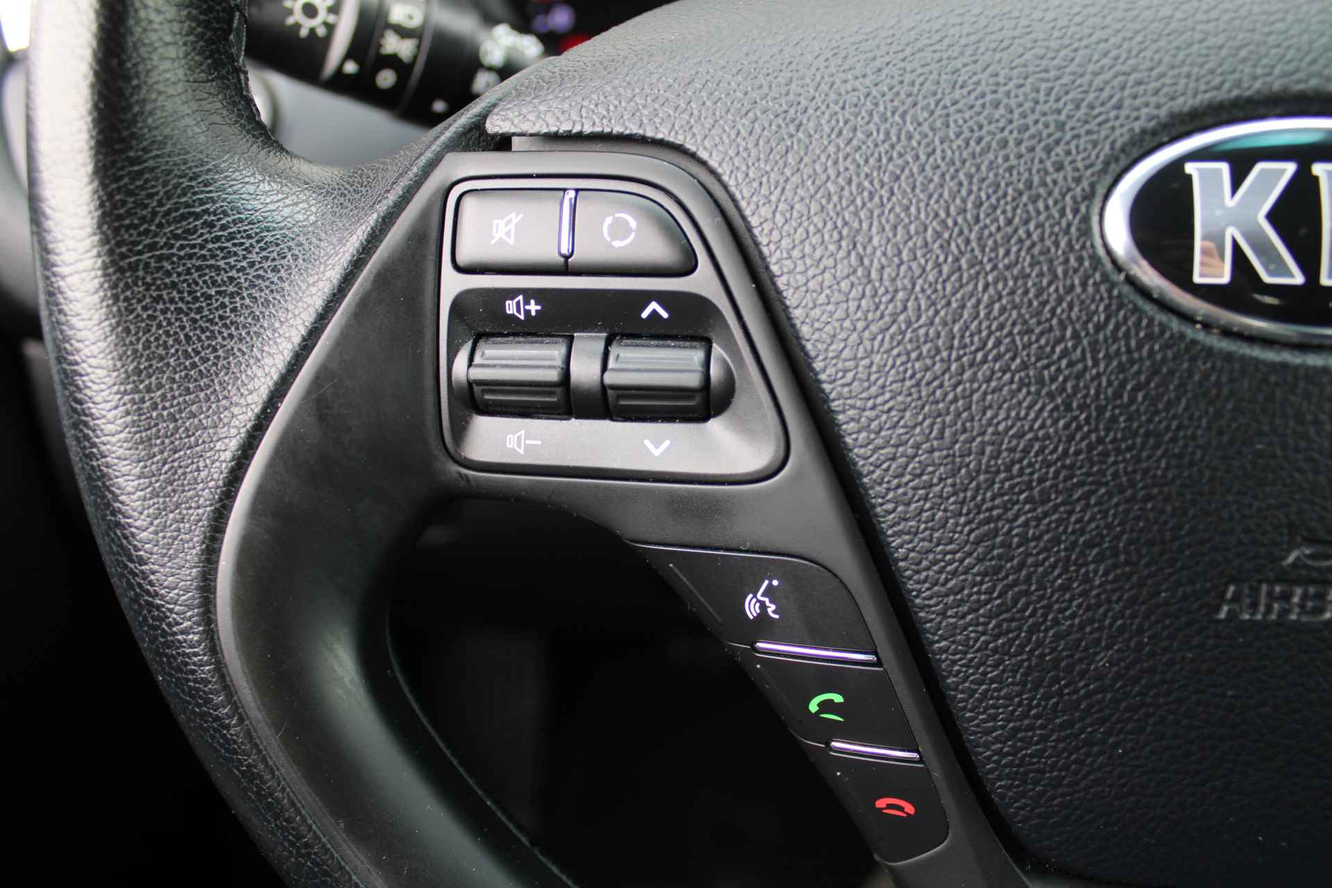 Kia cee'd Sportswagon 1.0 T-GDi ComfortPlusLine Navigator | 16" LM | Airco | Navi | Camera | PDC | Cruise | - 13/30