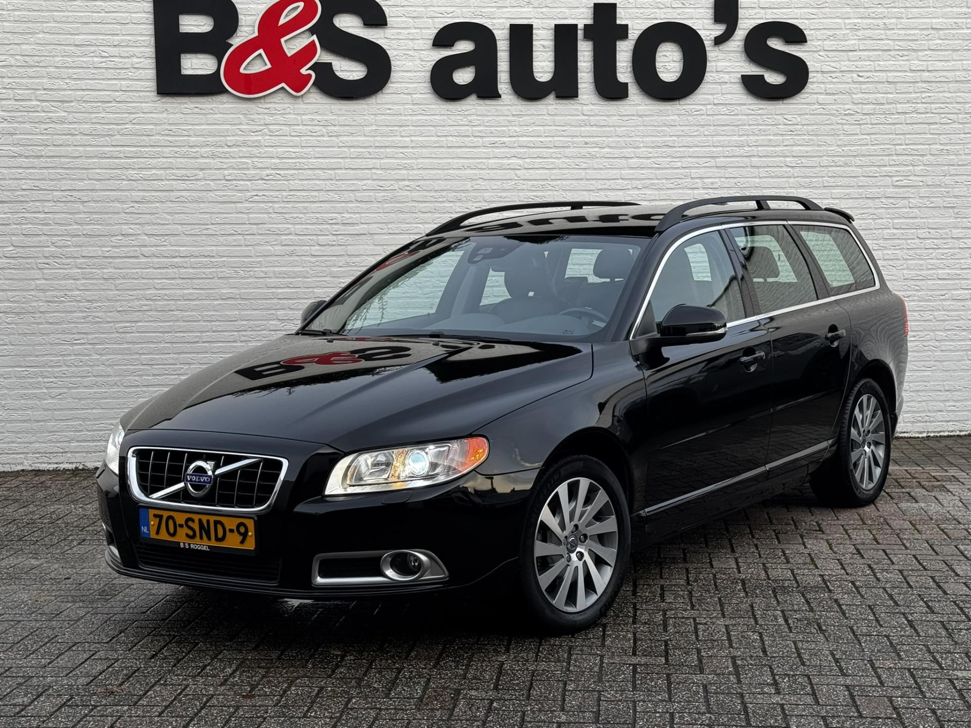 Volvo V70 1.6 T4 Limited Edition Volleder Cruis control Stoelverwarming Airco Trekhaak