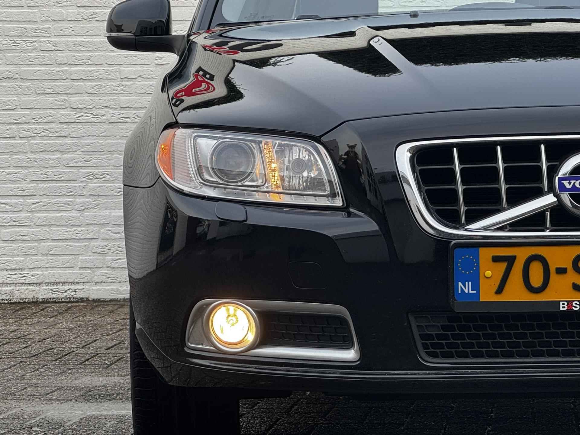 Volvo V70 1.6 T4 Limited Edition Volleder Cruis control Stoelverwarming Airco Trekhaak - 35/58