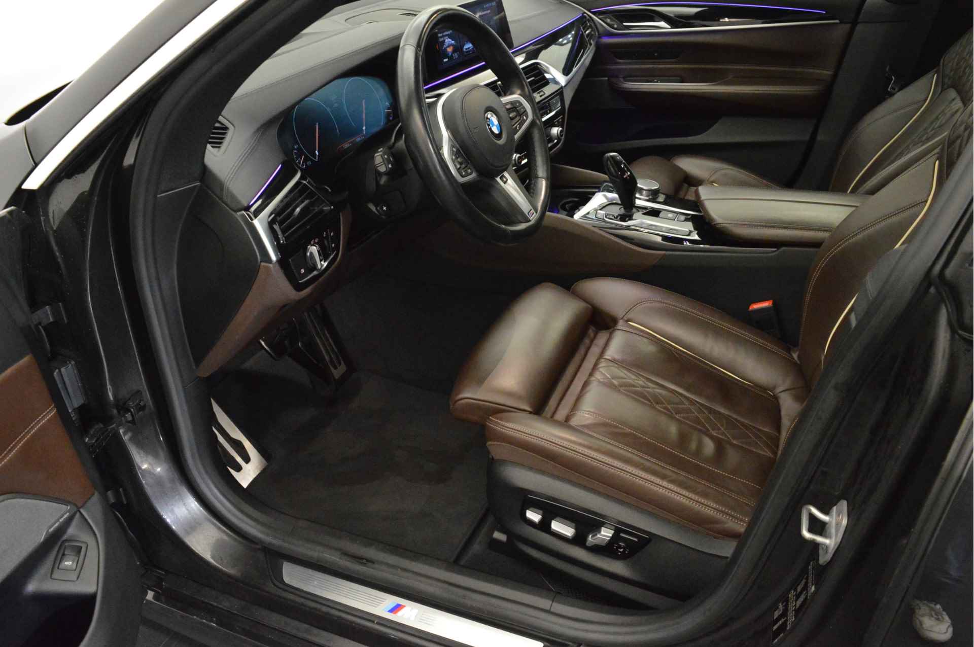 BMW 6 Serie Gran Turismo 640i High Executive M Sport Automaat / Panoramadak / Active Steering / Parking Assistant Plus / Adaptieve LED / Adaptive Air Suspension / Soft Close / Gesture Control - 5/25