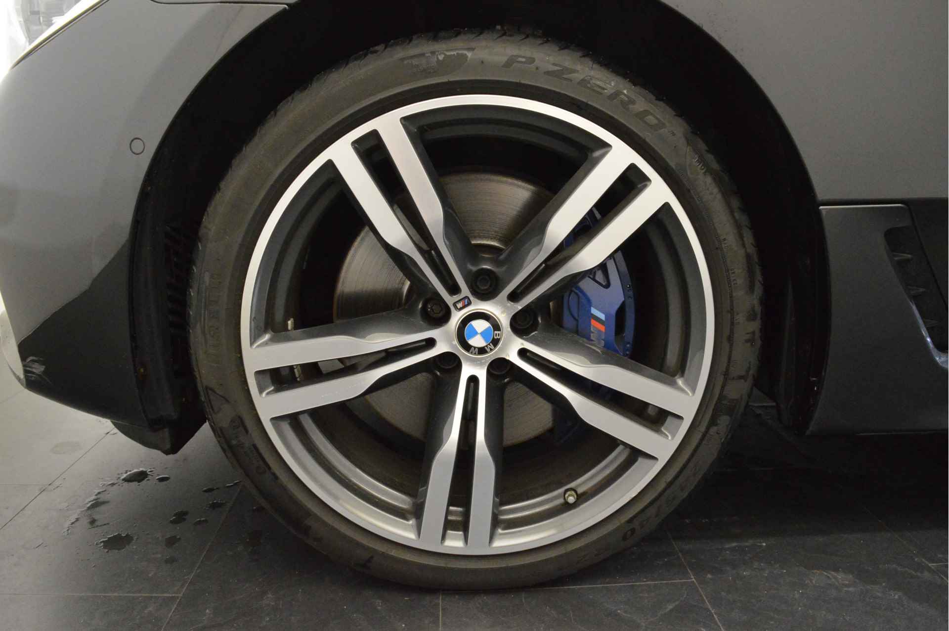 BMW 6 Serie Gran Turismo 640i High Executive M Sport Automaat / Panoramadak / Active Steering / Parking Assistant Plus / Adaptieve LED / Adaptive Air Suspension / Soft Close / Gesture Control - 25/25