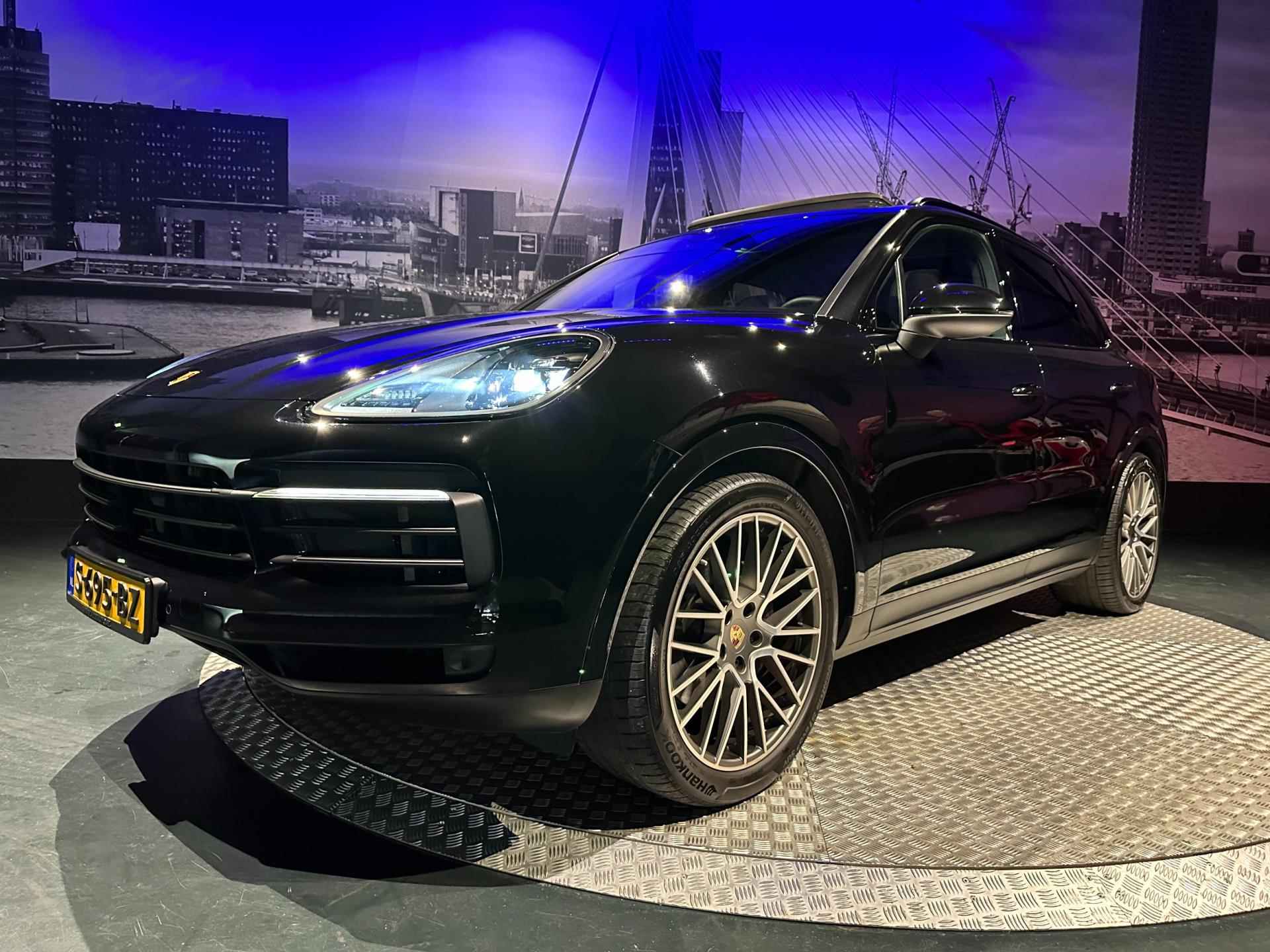 Porsche Cayenne 3.0 E-Hybrid Platinum Edition *PASM*Keyless*Trekhaak* - 39/39