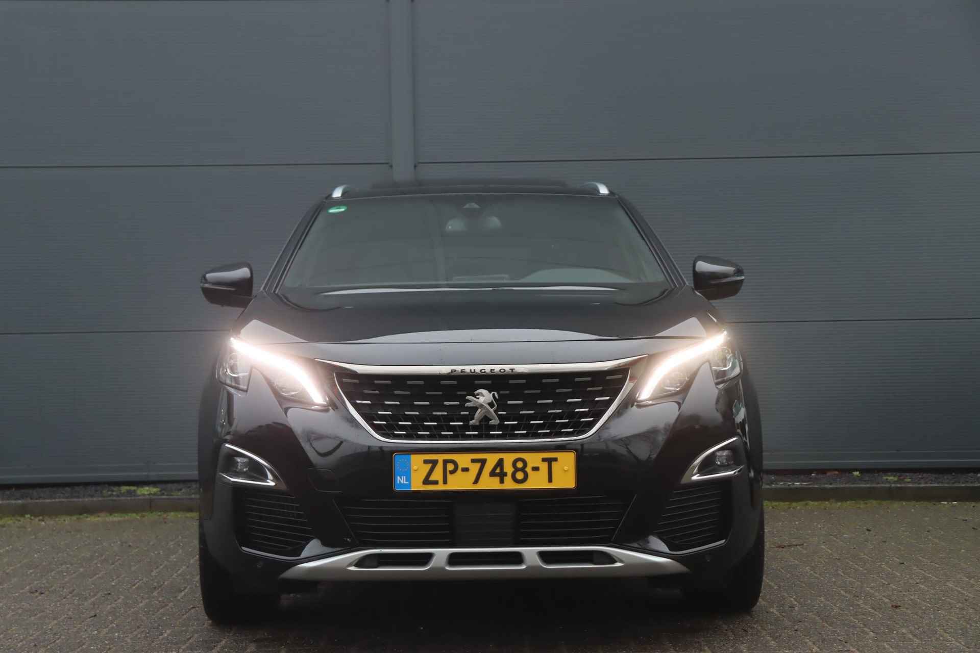 Peugeot 5008 1.2 PureTech Blue Lease GT-Line 7P / Navigatie / Camera - 2/41