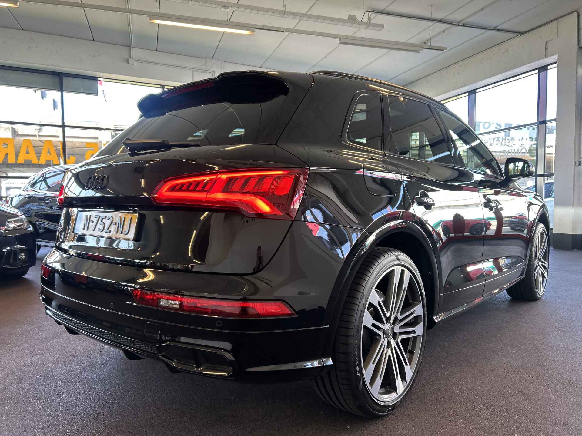 Audi SQ5 3.0 TFSI SQ5 quattro Pro Line Plus | Panoramadak | RS Zetels | Digital dashboard | Adaptieve cruise control | Adaptief onderstel - 29/35