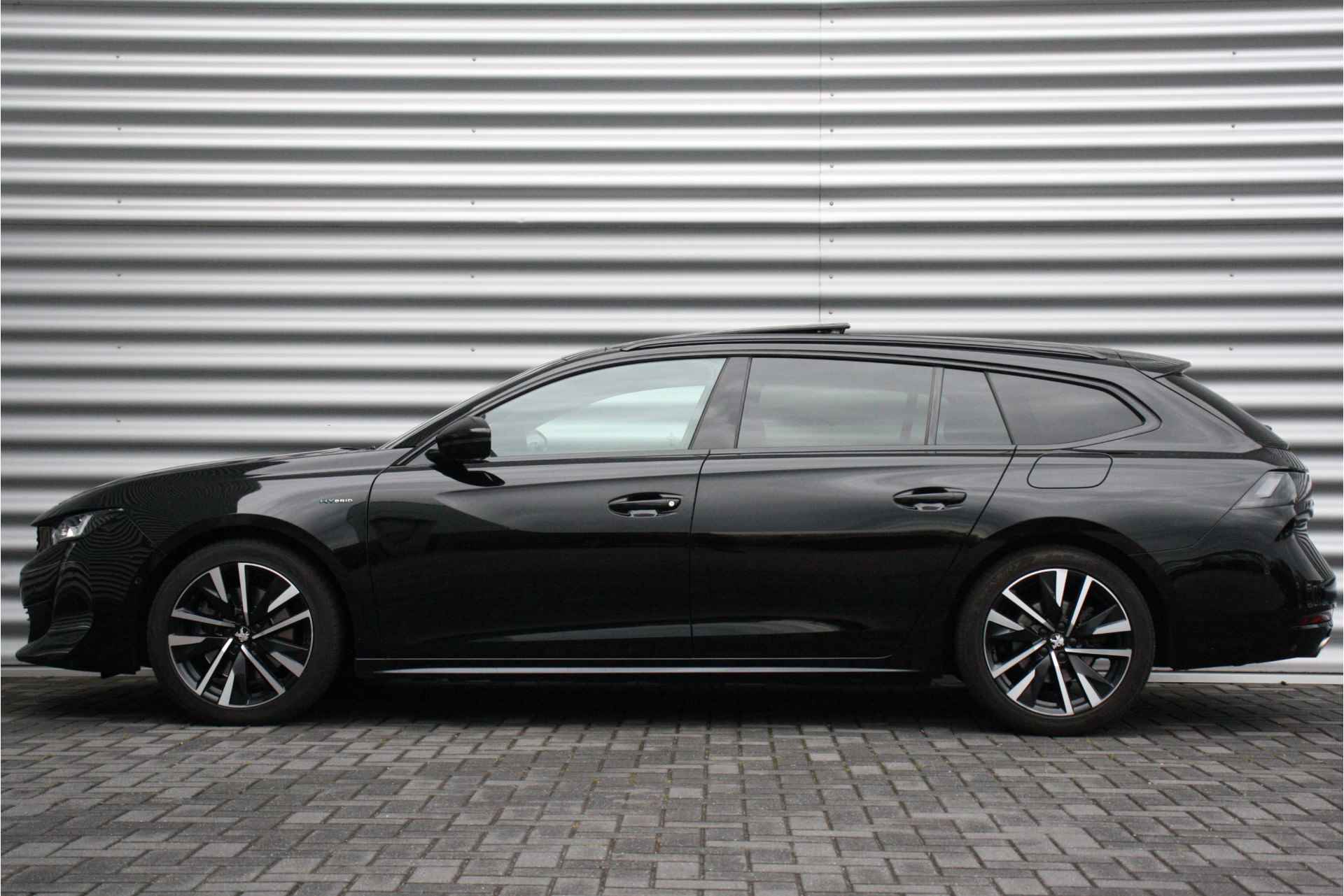 Peugeot 508 SW 1.6 HYBRID 225PK GT PREMIÈRE AUTOMAAT / NAVI / LEDER / CLIMA / PDC / AGR / 18" LMV / CAMERA / KEYLESS / FOCAL / ALCANTARA / F - 2/45