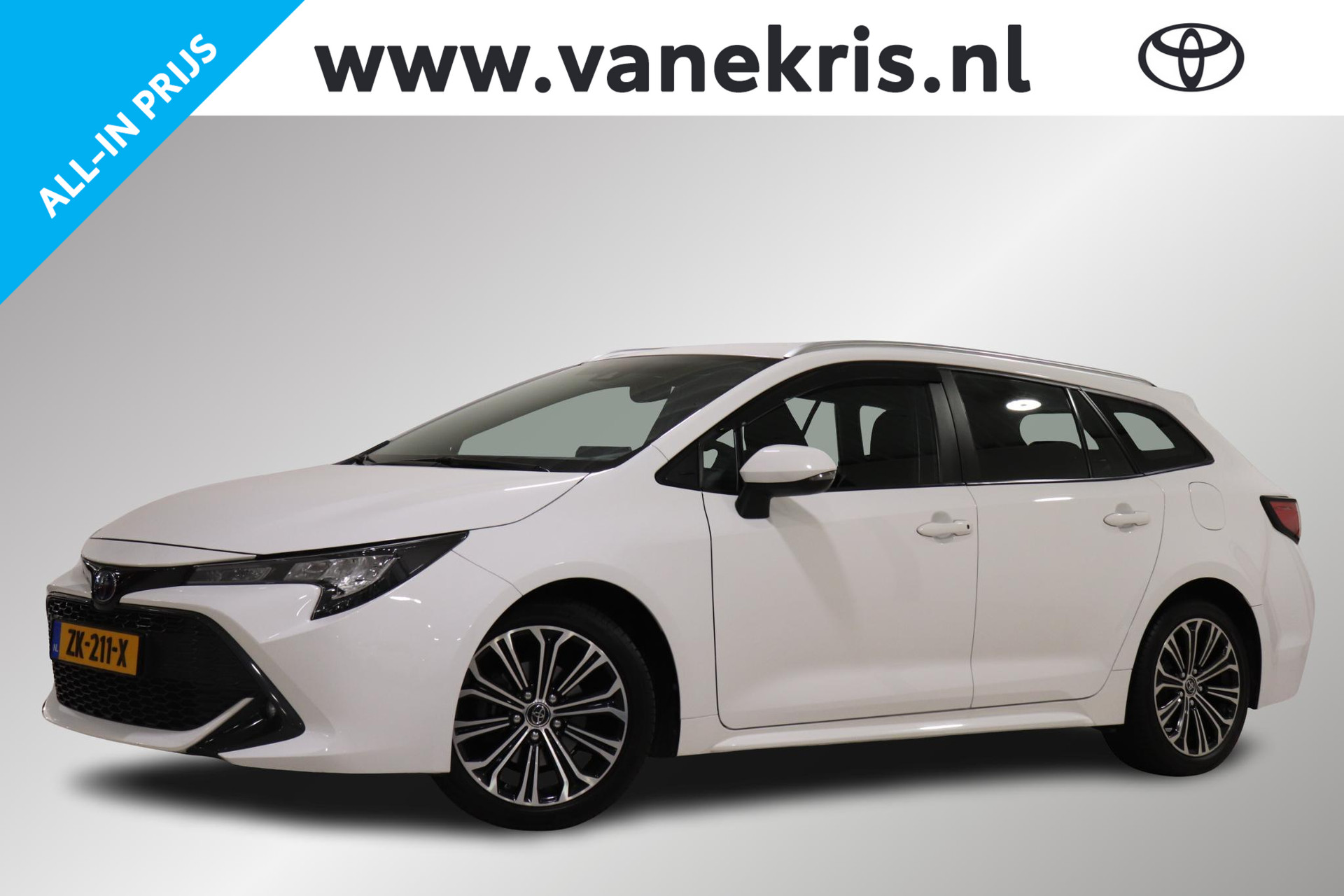 Toyota Corolla Touring Sports 1.8 Hybrid First Edition, Trekhaak, Climate Control, Cruise Control, Apple Carplay & Android Auto, Camera, Navigatie!