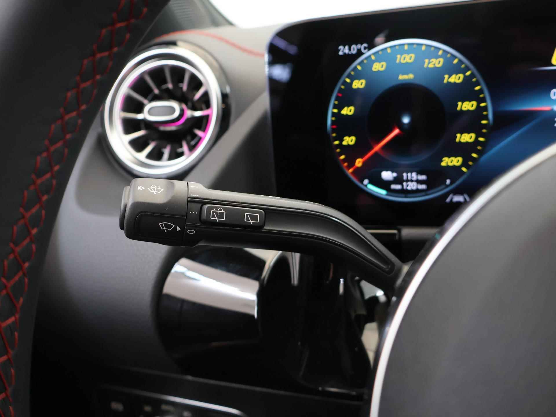 Mercedes-Benz EQA 250 Sport Edition | Keyless Entry | AMG Line Interieur- en Exterieur | Navigatie | Sfeerverlichting | Stoelverwarming - 36/49
