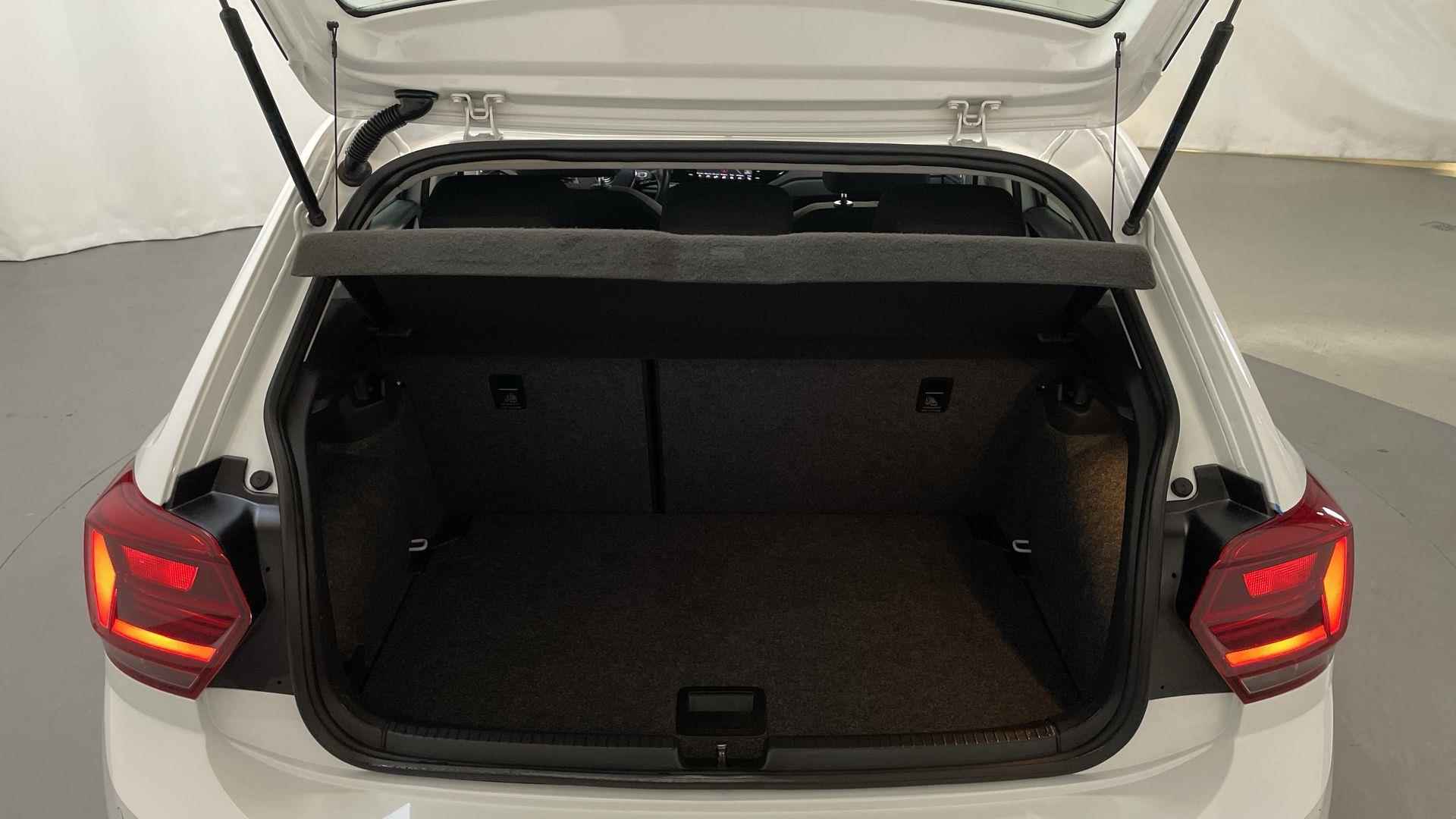 Volkswagen Polo 1.0 TSI Comfortline Climate Control Parkeersensoren Navigatie - 15/24
