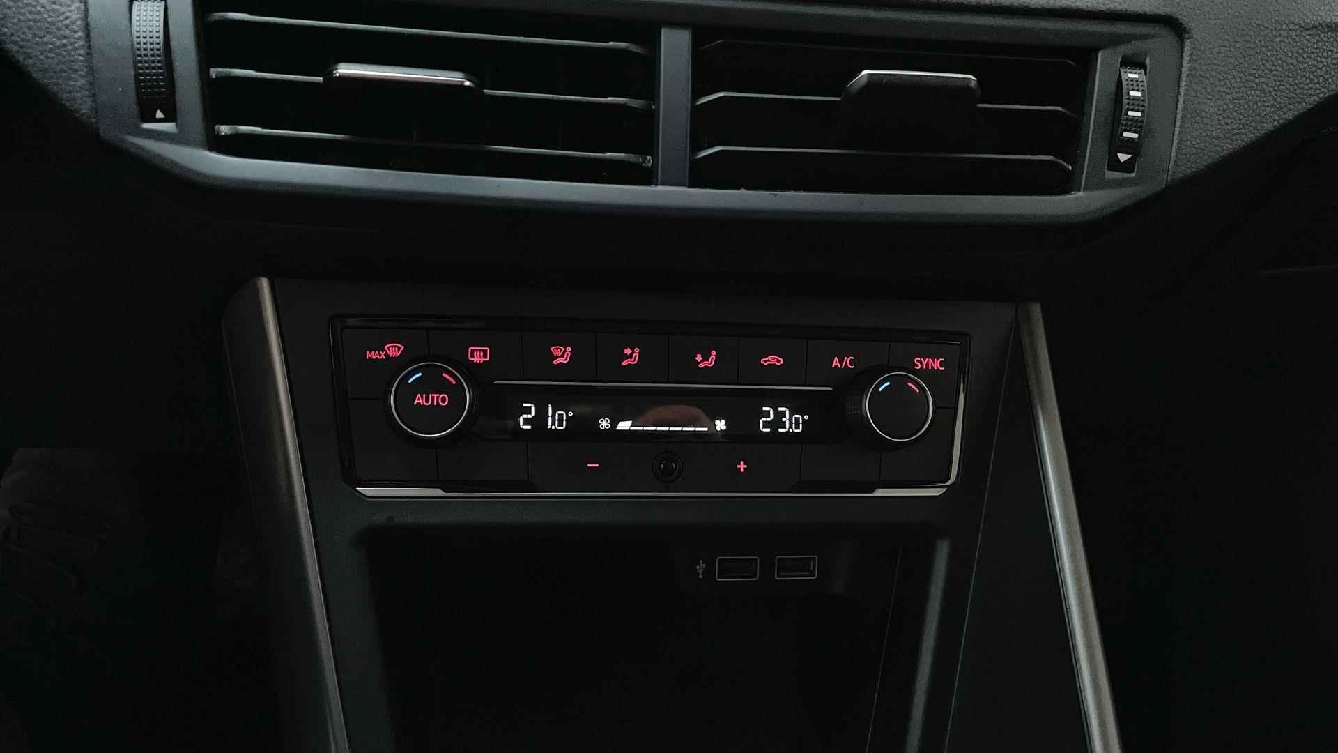 Volkswagen Polo 1.0 TSI Comfortline Climate Control Parkeersensoren Navigatie - 17/24