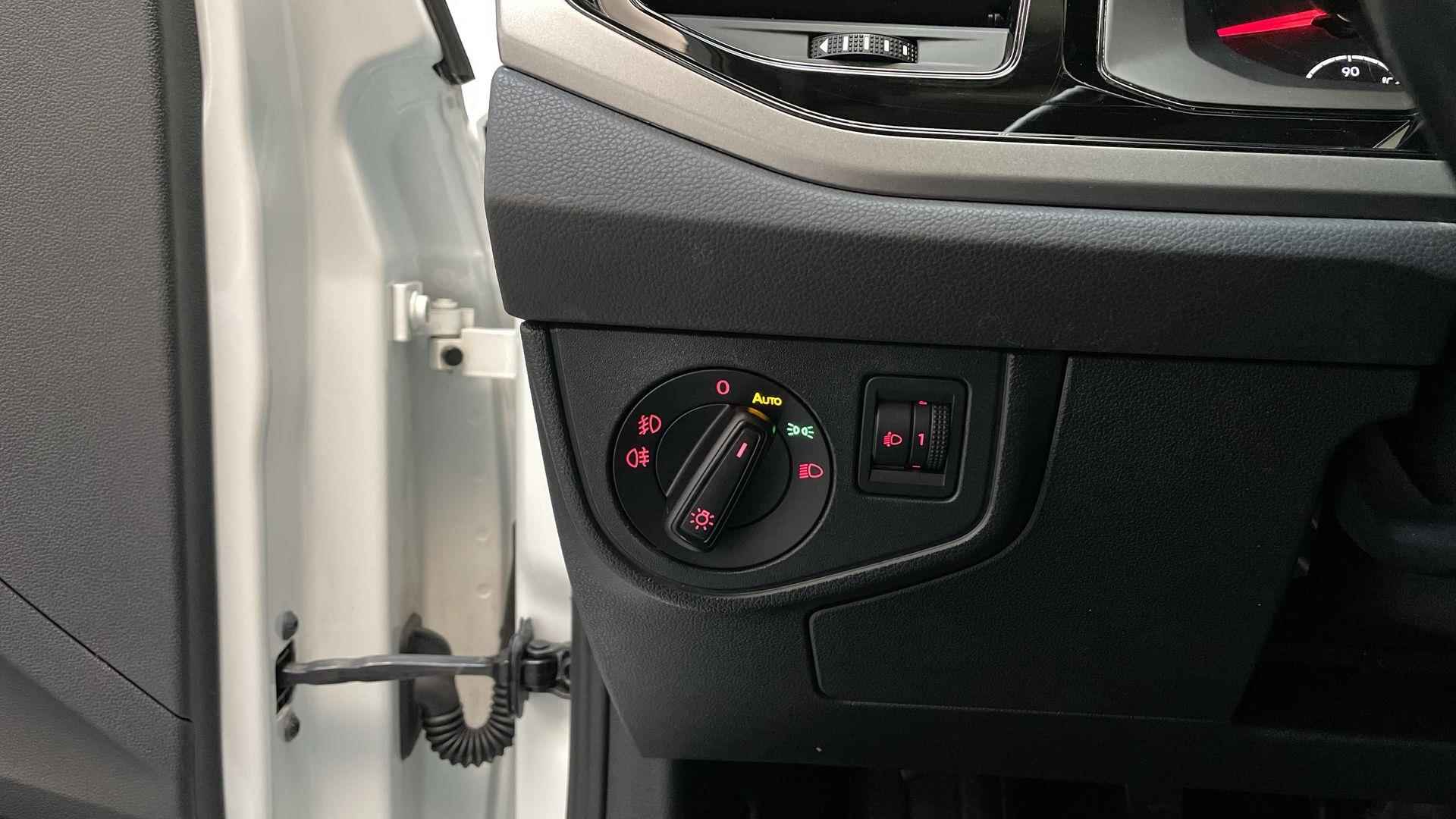 Volkswagen Polo 1.0 TSI Comfortline Climate Control Parkeersensoren Navigatie - 18/24
