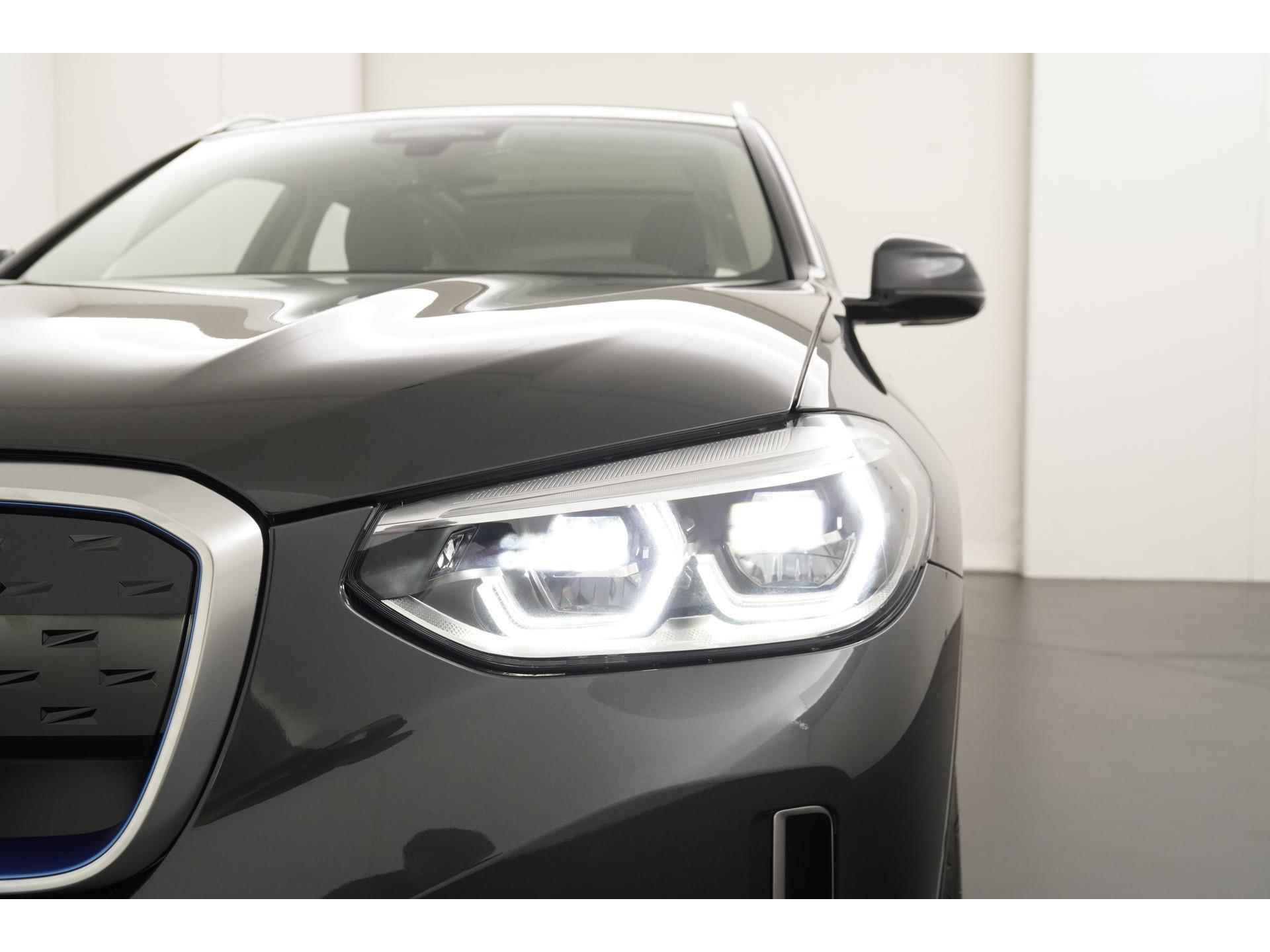 BMW iX3 High Executive | Panoramadak | ACC | Harman Kardon | Head-up Display | Memory | Zondag Open! - 21/60