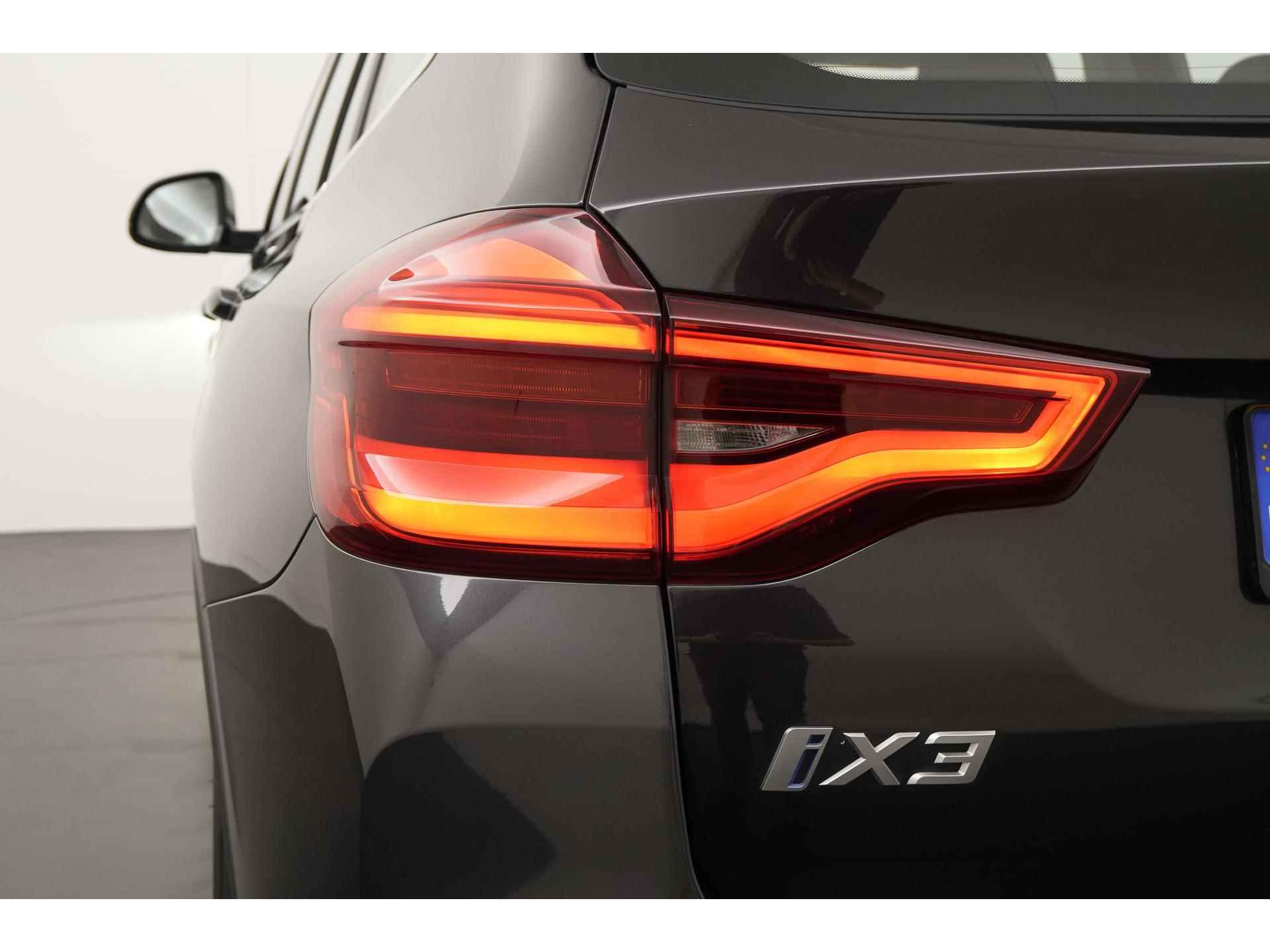 BMW iX3 High Executive | Panoramadak | ACC | Harman Kardon | Head-up Display | Memory | Zondag Open! - 22/60