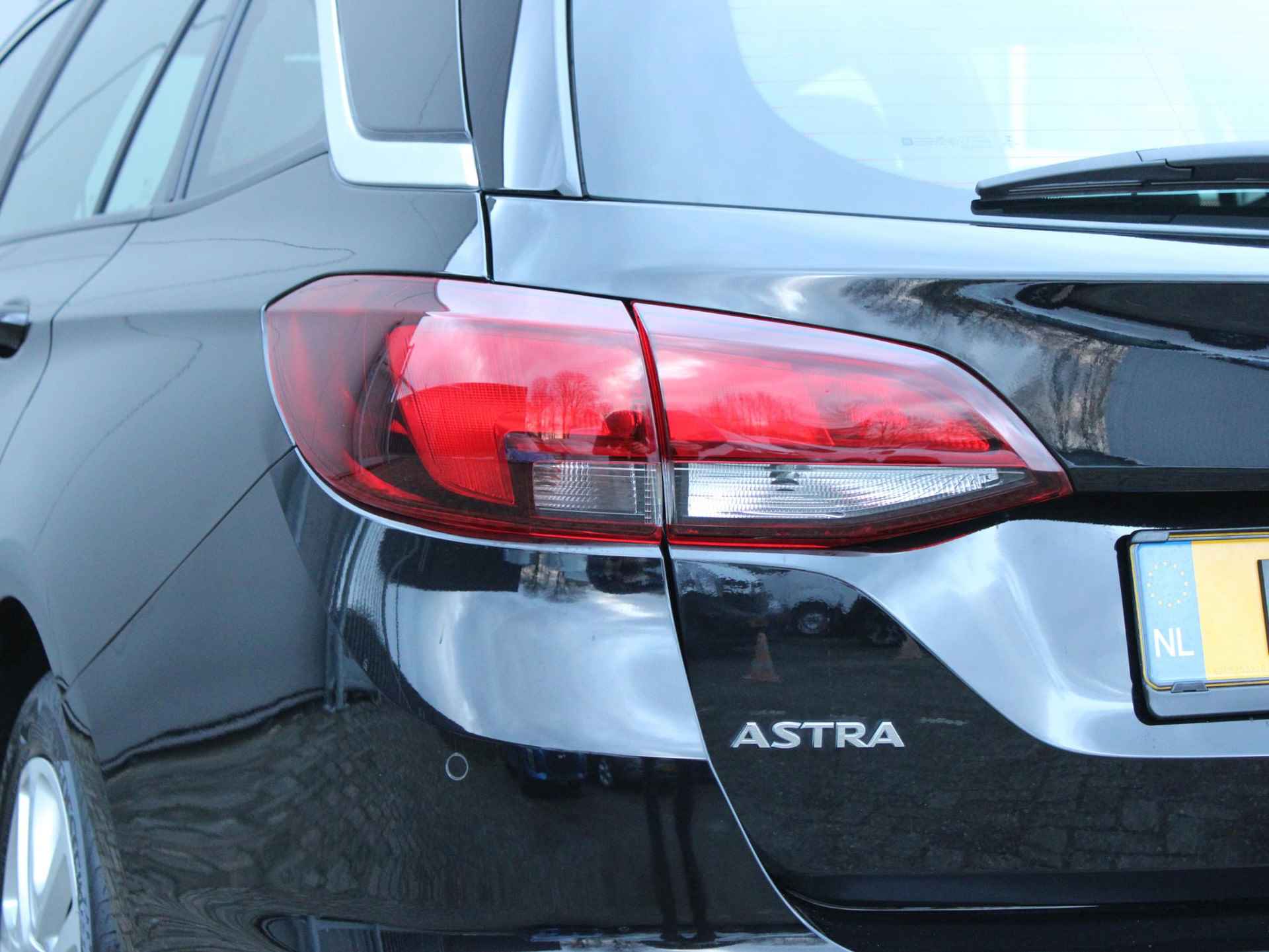 Opel Astra Sports Tourer 1.2 Launch Edition | Navi / Airco / Cruise - 25/25