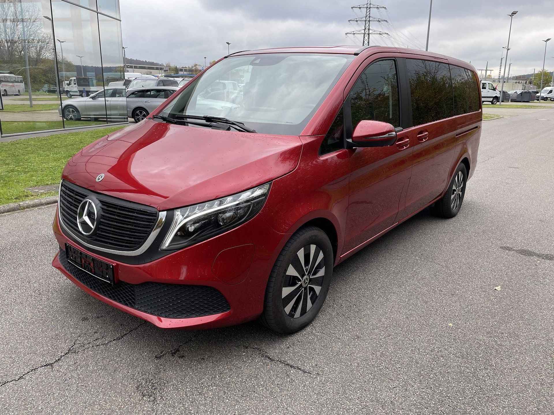 Mercedes-Benz EQV 300 L2 90 kWh 8-Zitter 47.900 EX BTW Distronic LED Navi 360 Camera - 3/11