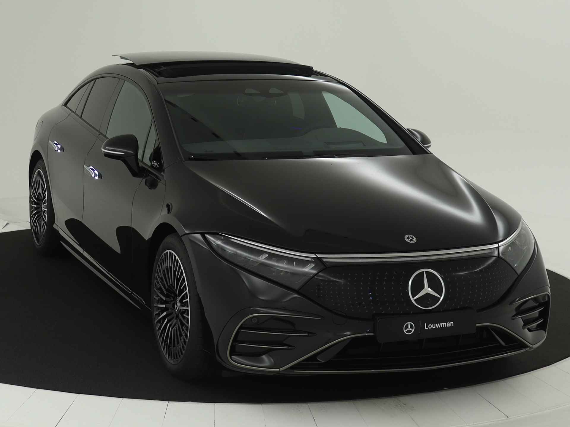 Mercedes-Benz EQS 580 4MATIC AMG Line 108 kWh | Premium Plus pakket | Nightpakket | Digital light | Achterasbesturing tot 10° | Garagedeuropener | Akoestiekcomfortpakket | KEYLESS GO-comfortpakket | - 19/29