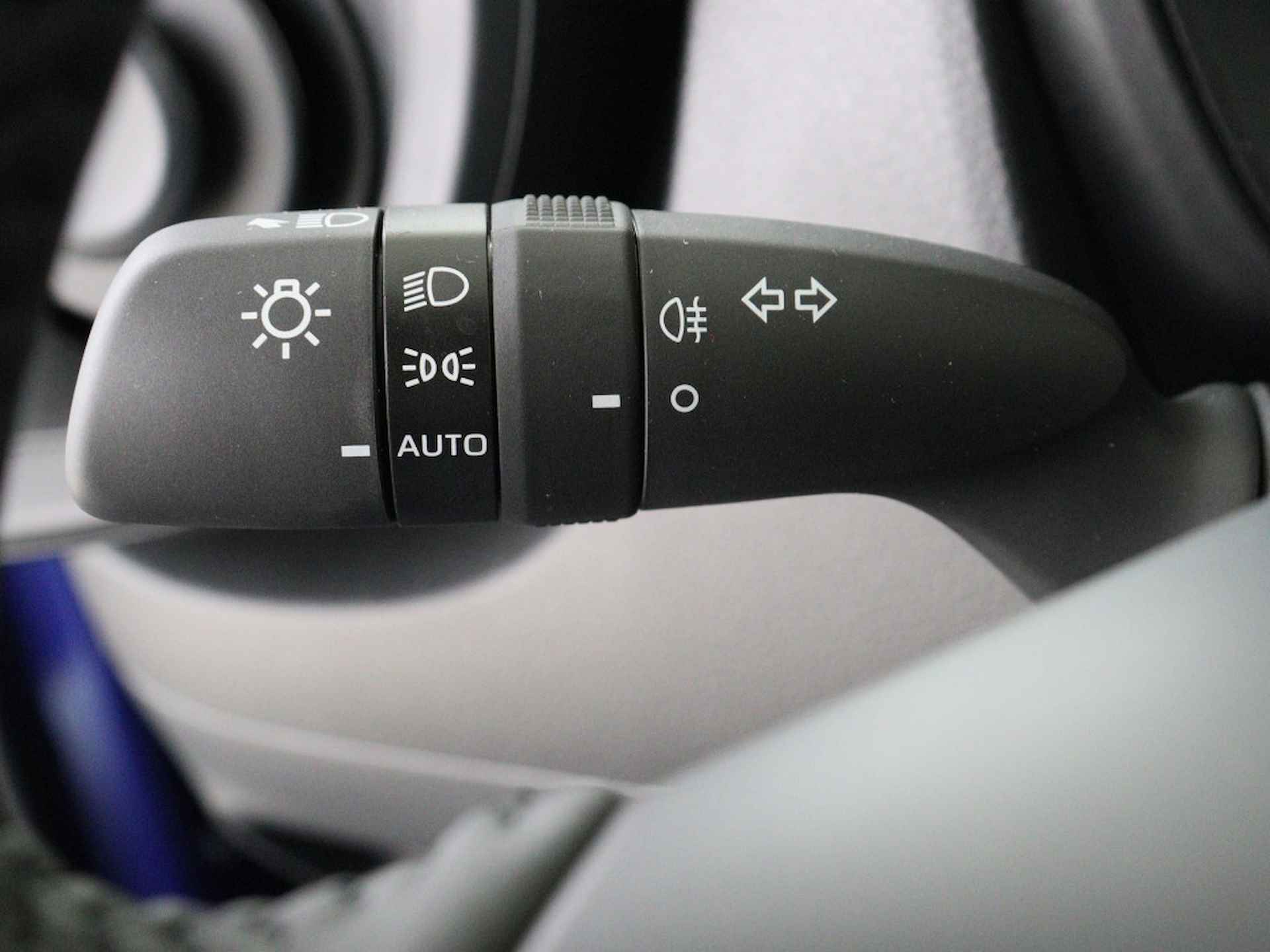 Toyota Aygo X 1.0 VVT-i S-CVT play | Apple CarPlay | Camera | Adaptive Cruise Control | - 24/42