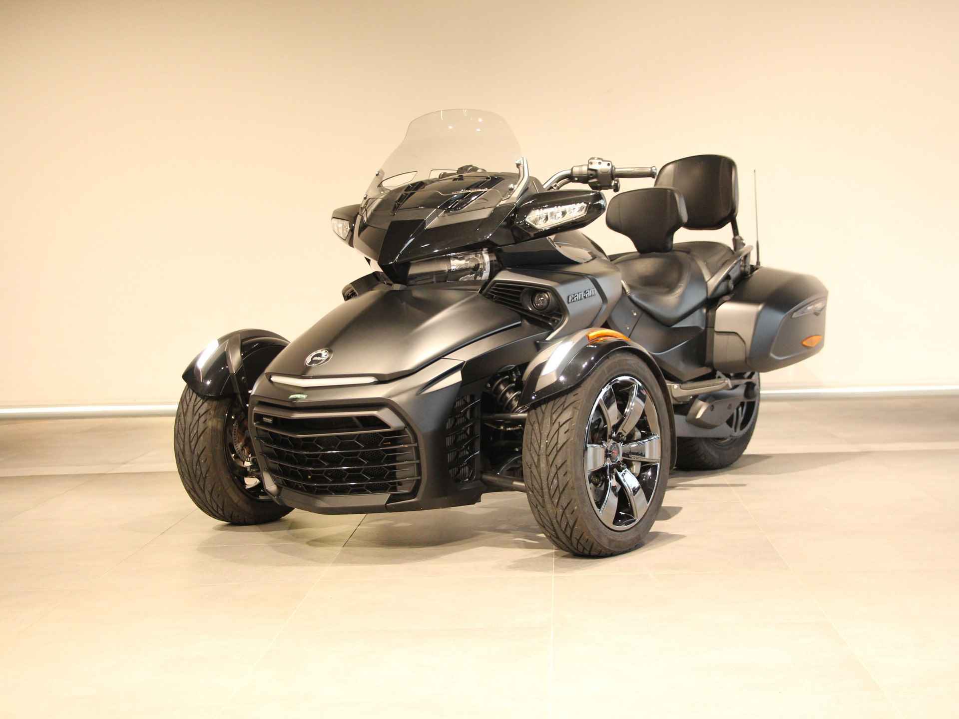 CAN-AM SPYDER F3 T BTW Motor - 3/17