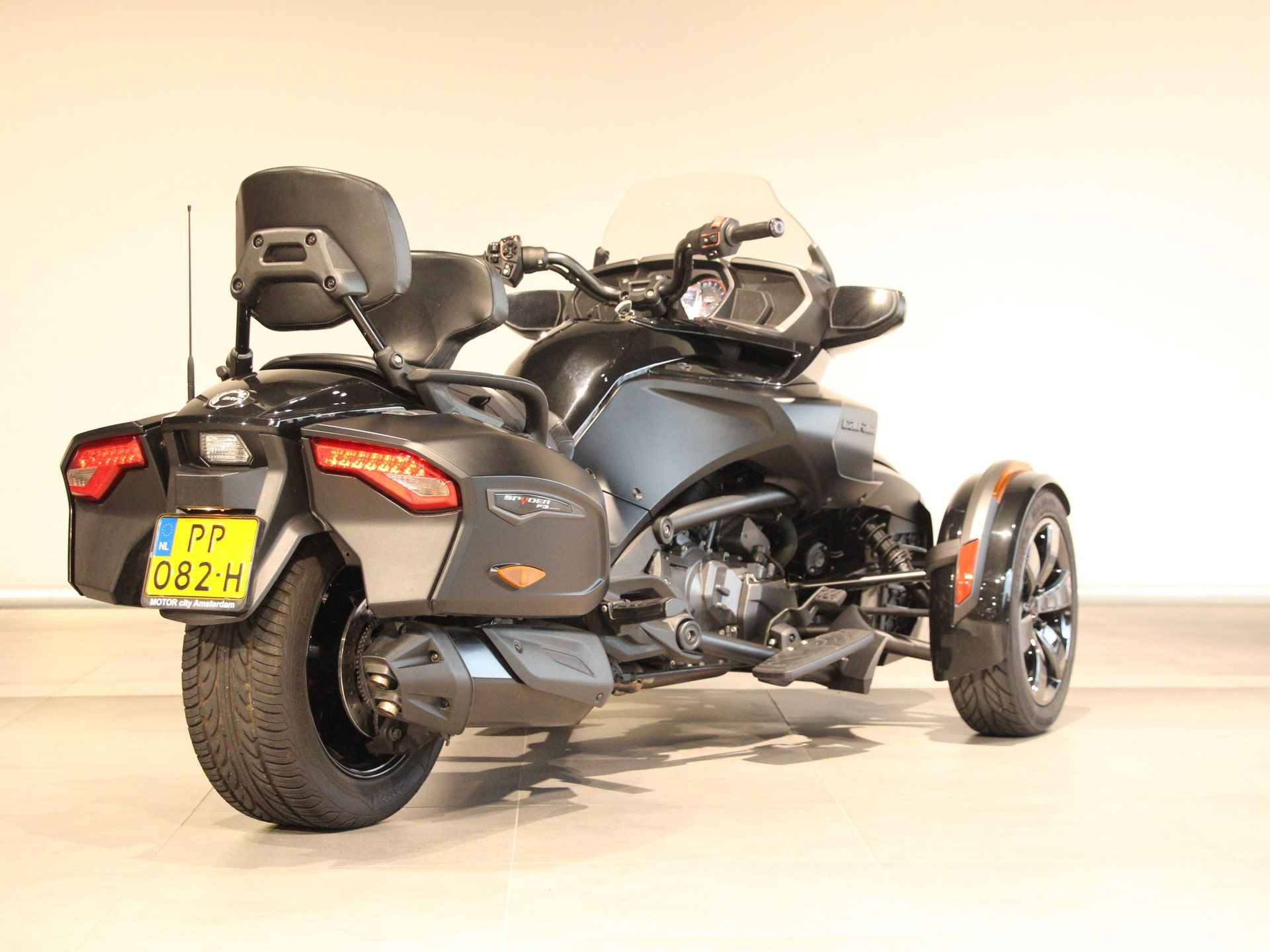 CAN-AM SPYDER F3 T BTW Motor - 8/17