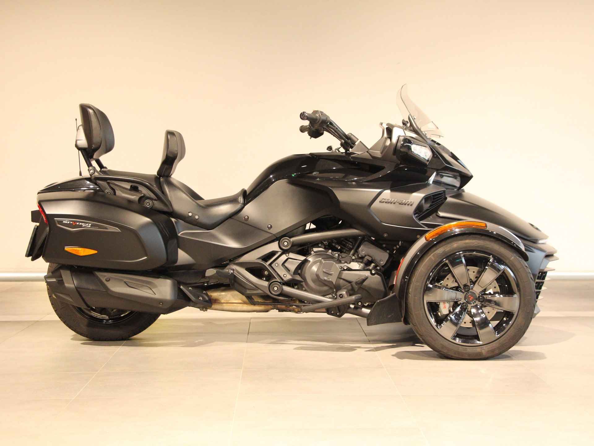 CAN-AM SPYDER F3 T BTW Motor - 9/17