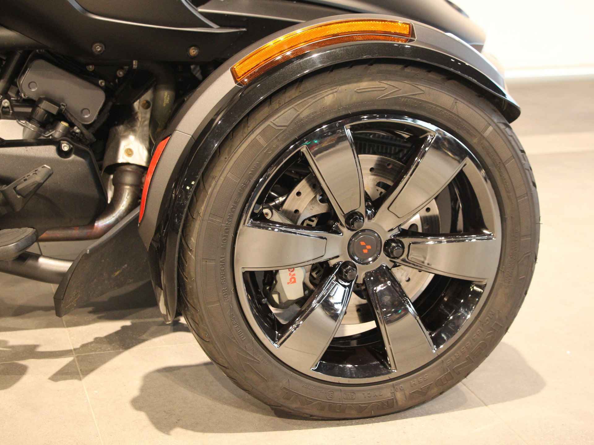 CAN-AM SPYDER F3 T BTW Motor - 10/17