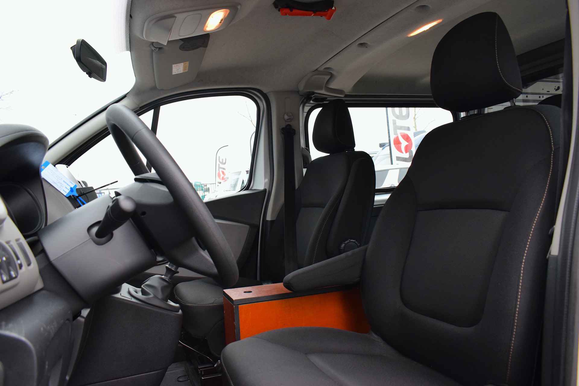 Renault Trafic 1.6 dCi T29 L2H1 DC Marge bus | Geen BTW | Cruise | Airco | Elektrische Ramen - 6/29