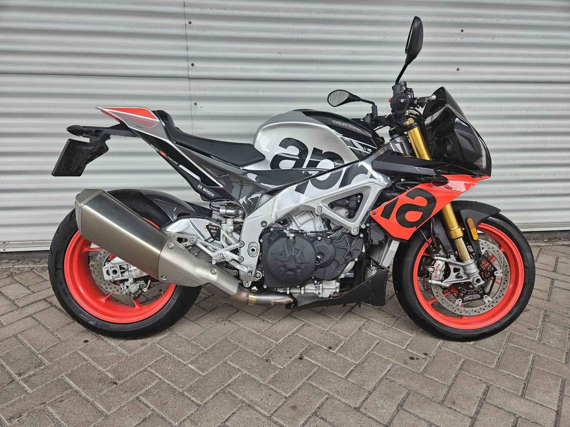 Aprilia Tuono V4 1100 E Factory APRC ABS - 9/14