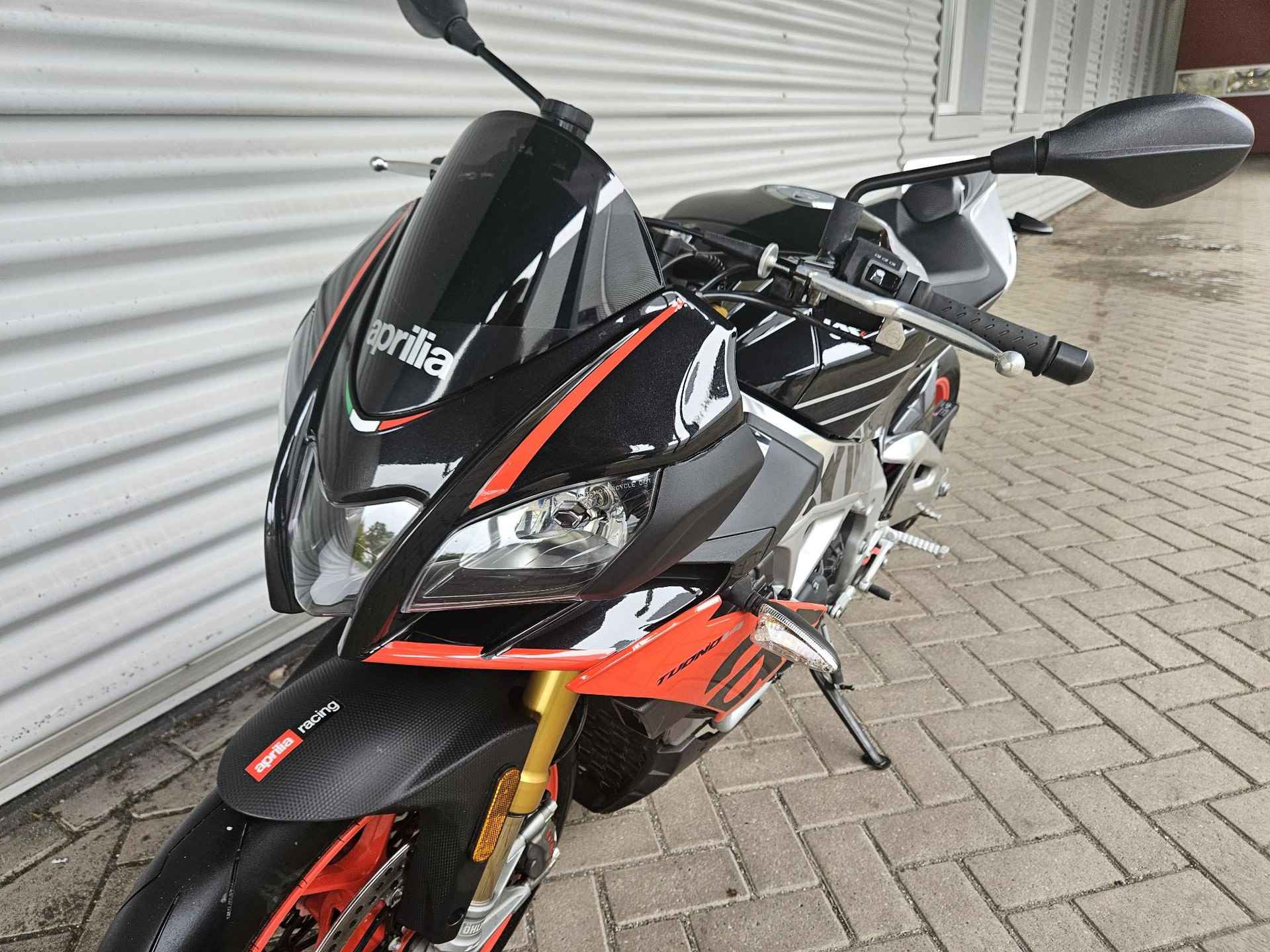 Aprilia Tuono V4 1100 E Factory APRC ABS - 10/14