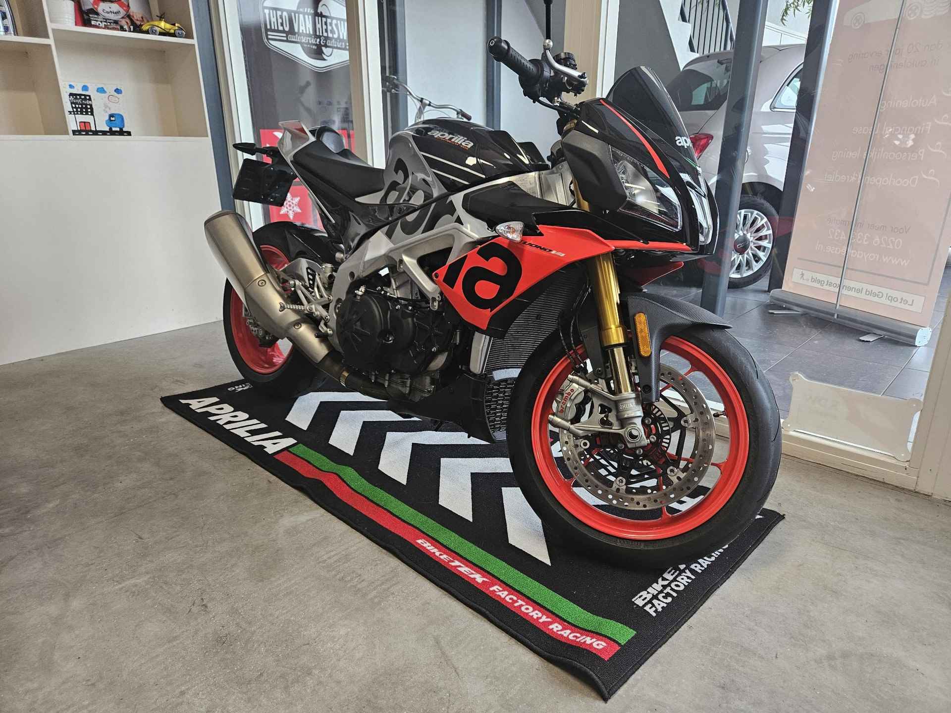 Aprilia Tuono V4 1100 E Factory APRC ABS - 14/14