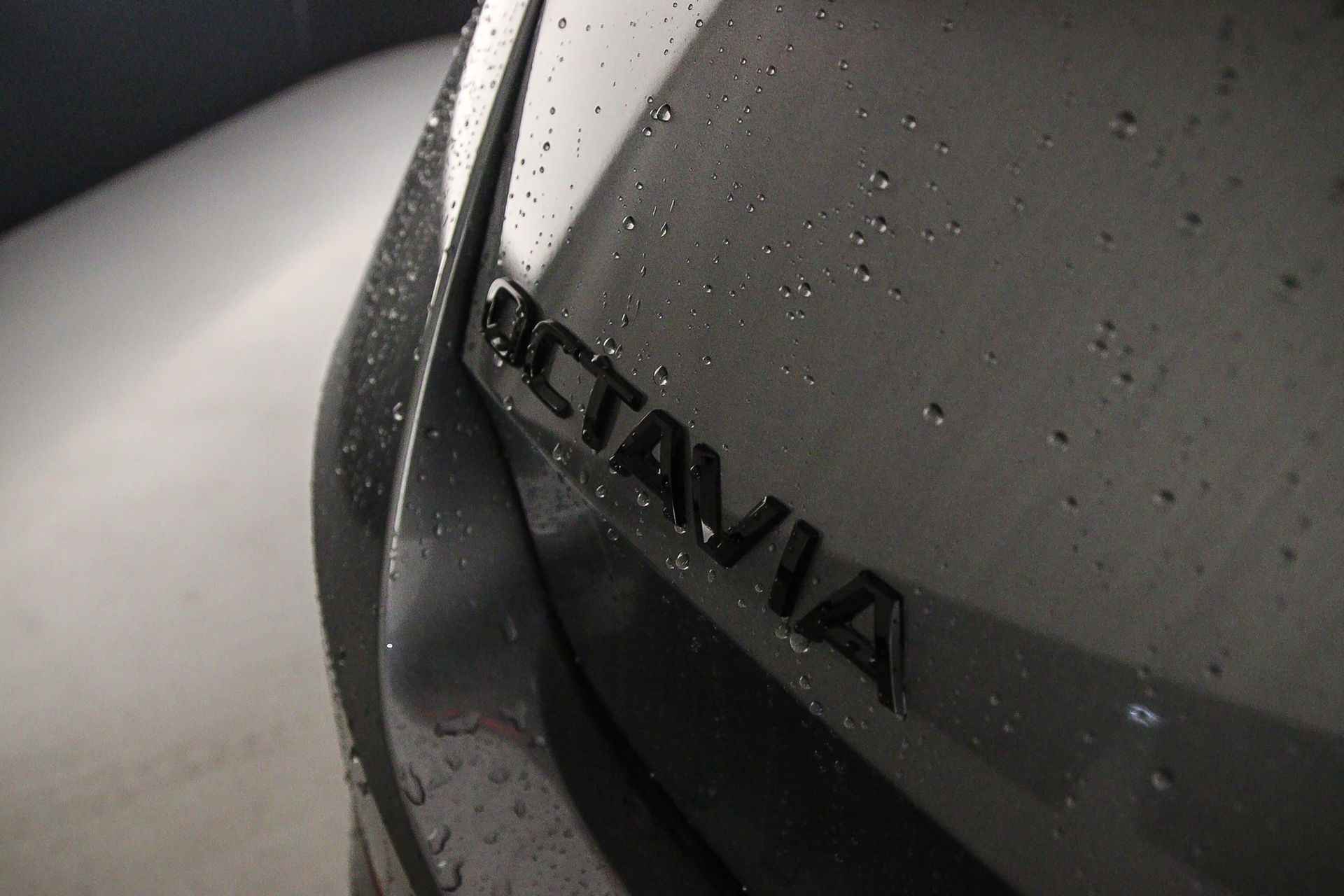 Škoda Octavia Combi Sportline Business 1.4 TSI iV PHEV 204 PK DSG Automaat Panoramisch glazen schuif-/kanteldak, - 38/46