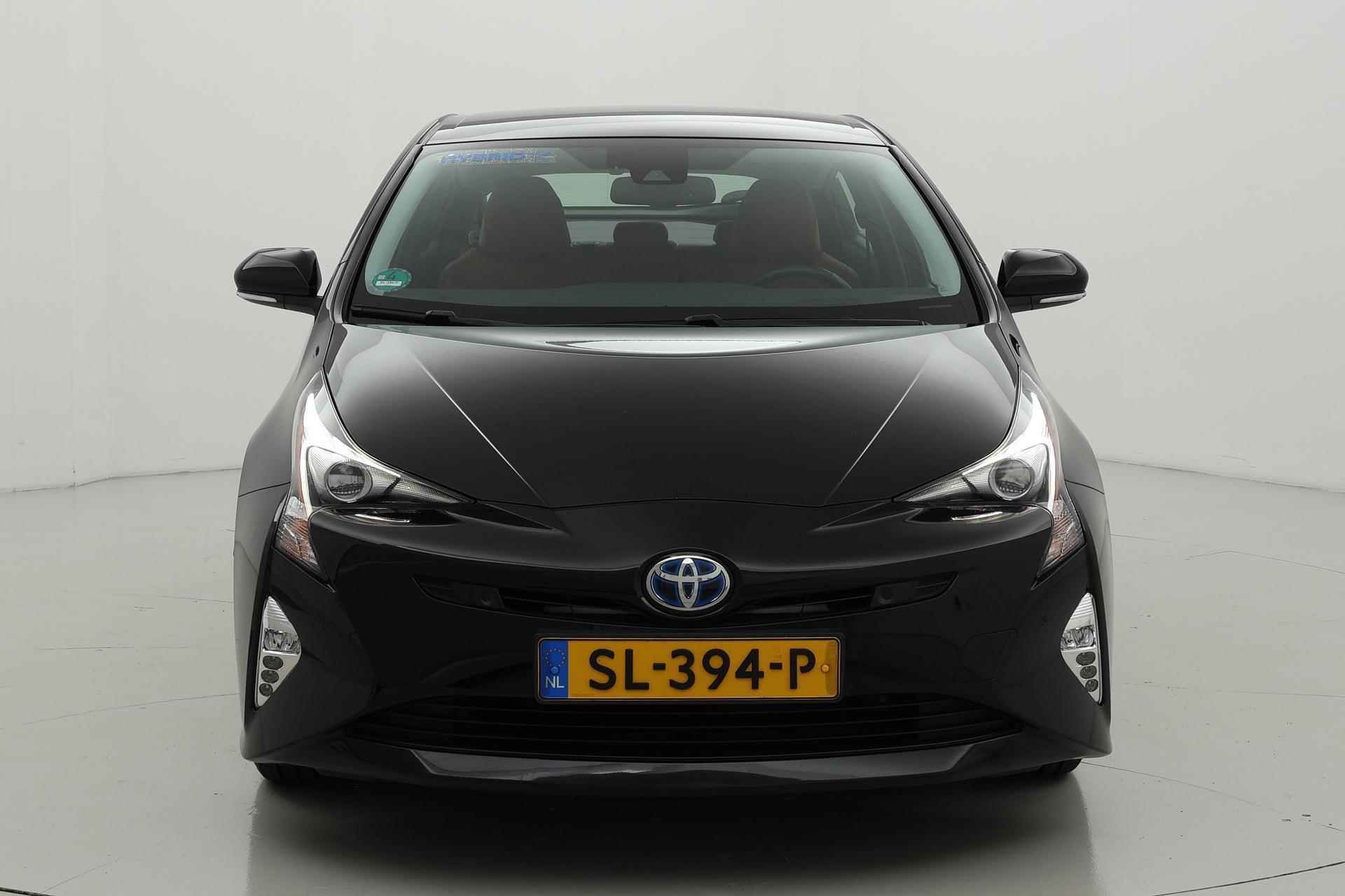 Toyota Prius 1.8 Hybrid Executive Leder Trekhaak Automaat - 14/41