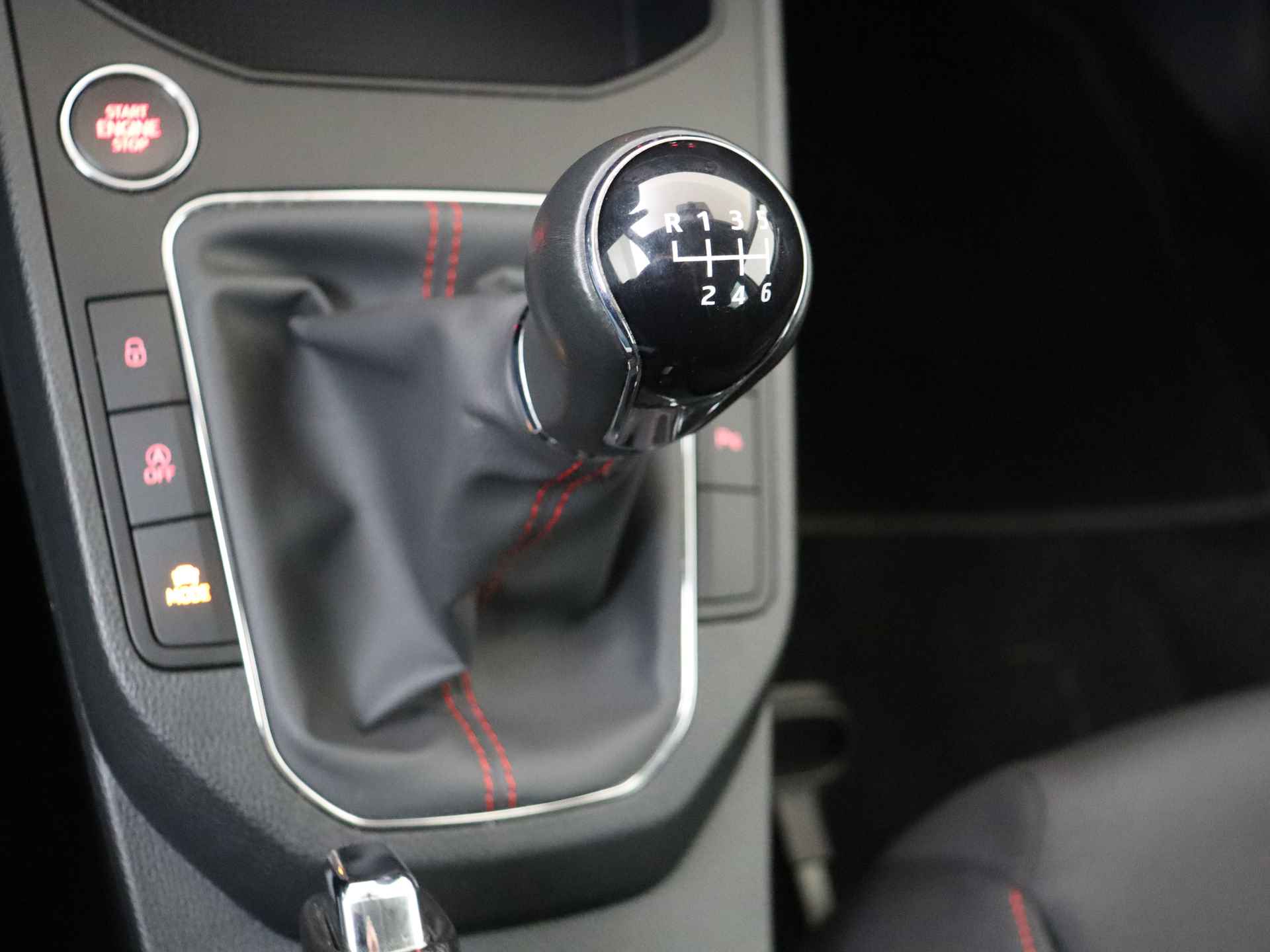 SEAT Ibiza 1.0 TSI FR Business Intense 5 deurs | Climate Control | Navigatie | 18 inch Lichtmetalen velgen - 20/33