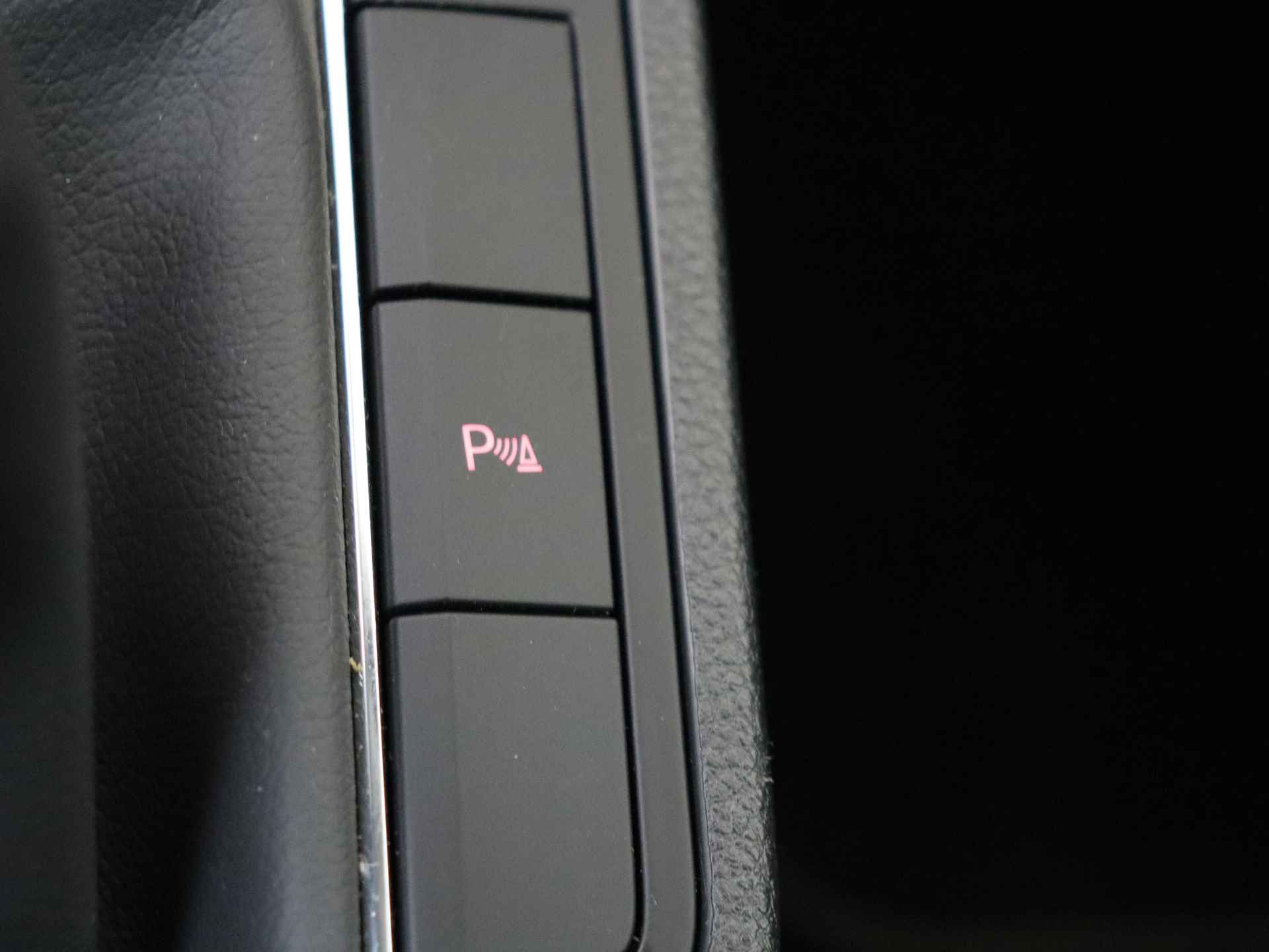 SEAT Ibiza 1.0 TSI FR Business Intense 5 deurs | Climate Control | Navigatie | 18 inch Lichtmetalen velgen - 25/33