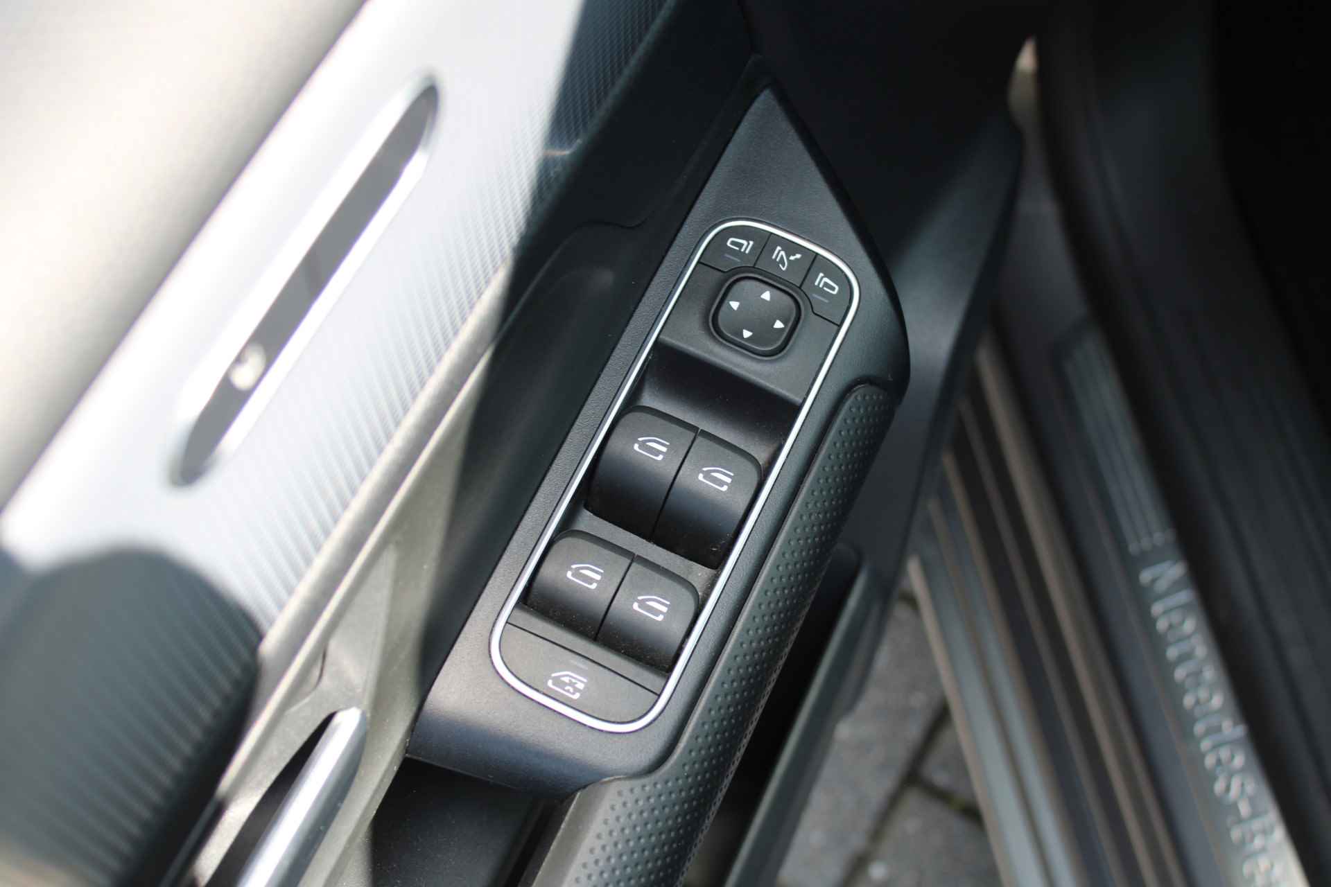 Mercedes-Benz B-Klasse B250e | Plug-in | 218PK | Automaat | 17" LM | Navi Android | Apple Carplay | Camera | Stoelverwarming | - 24/33