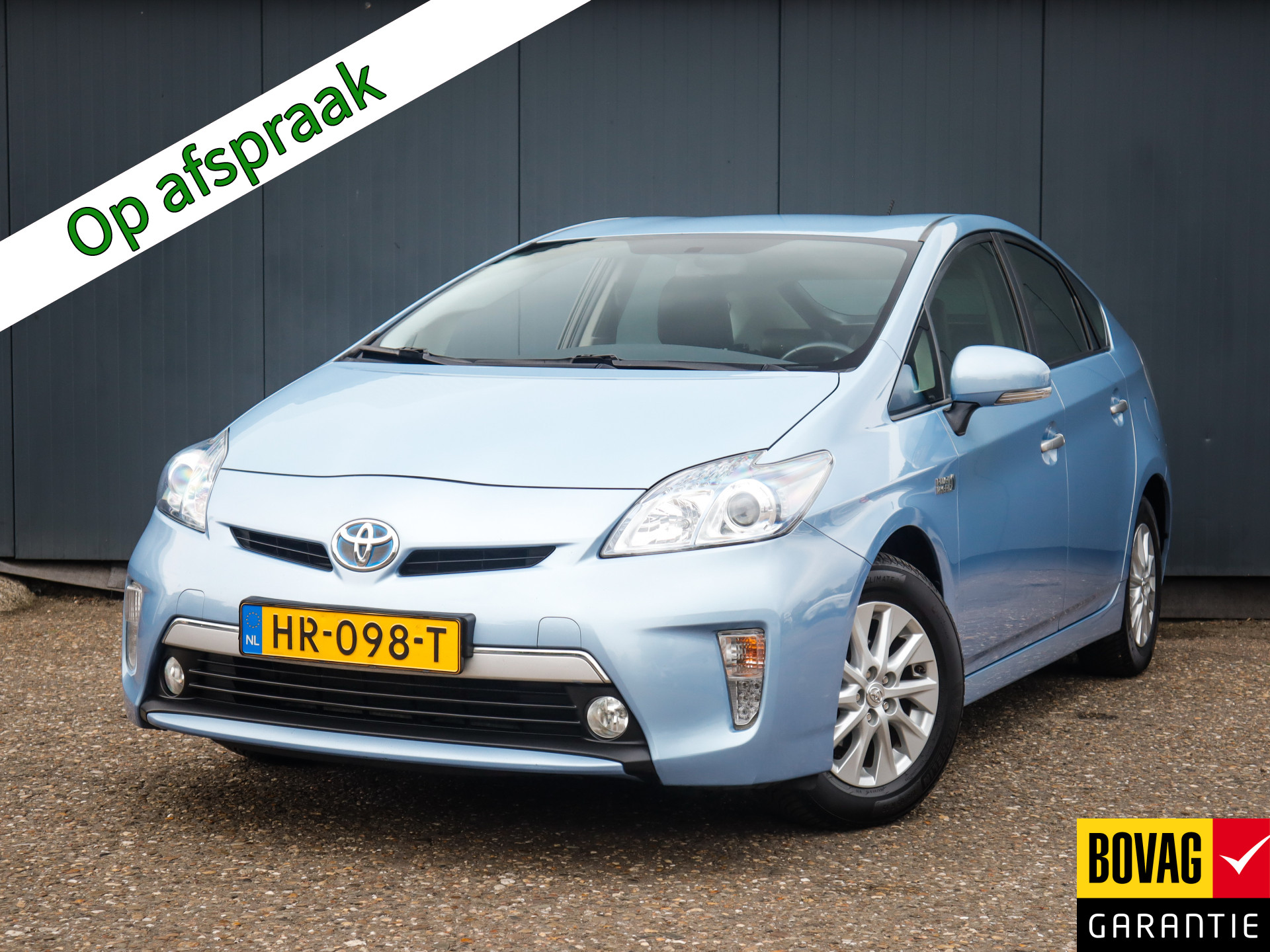 Toyota Prius 1.8 Plug-in Aspiration (100PK), Toyota-Dealer-Onderh., 12-MND-BOVAG, NL-Auto, Navigatie, Leer, Stoelverwarming, Achteruitrijcamera, Cruise-Control, Trekhaak, Head-Up-Display, Privacy-Glas