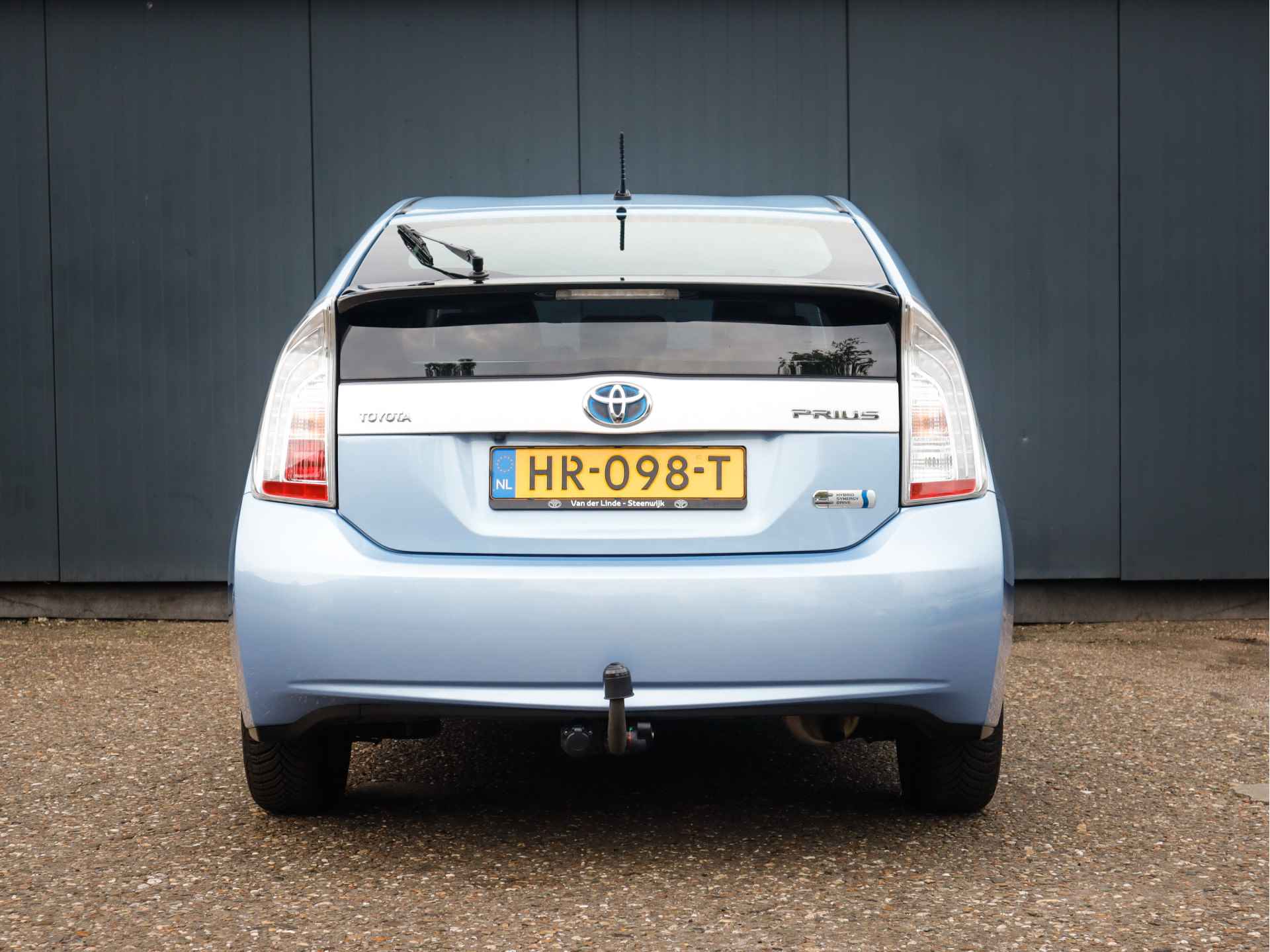 Toyota Prius 1.8 Plug-in Aspiration (100PK), Toyota-Dealer-Onderh., 12-MND-BOVAG, NL-Auto, Navigatie, Leer, Stoelverwarming, Achteruitrijcamera, Cruise-Control, Trekhaak, Head-Up-Display, Privacy-Glas - 10/49