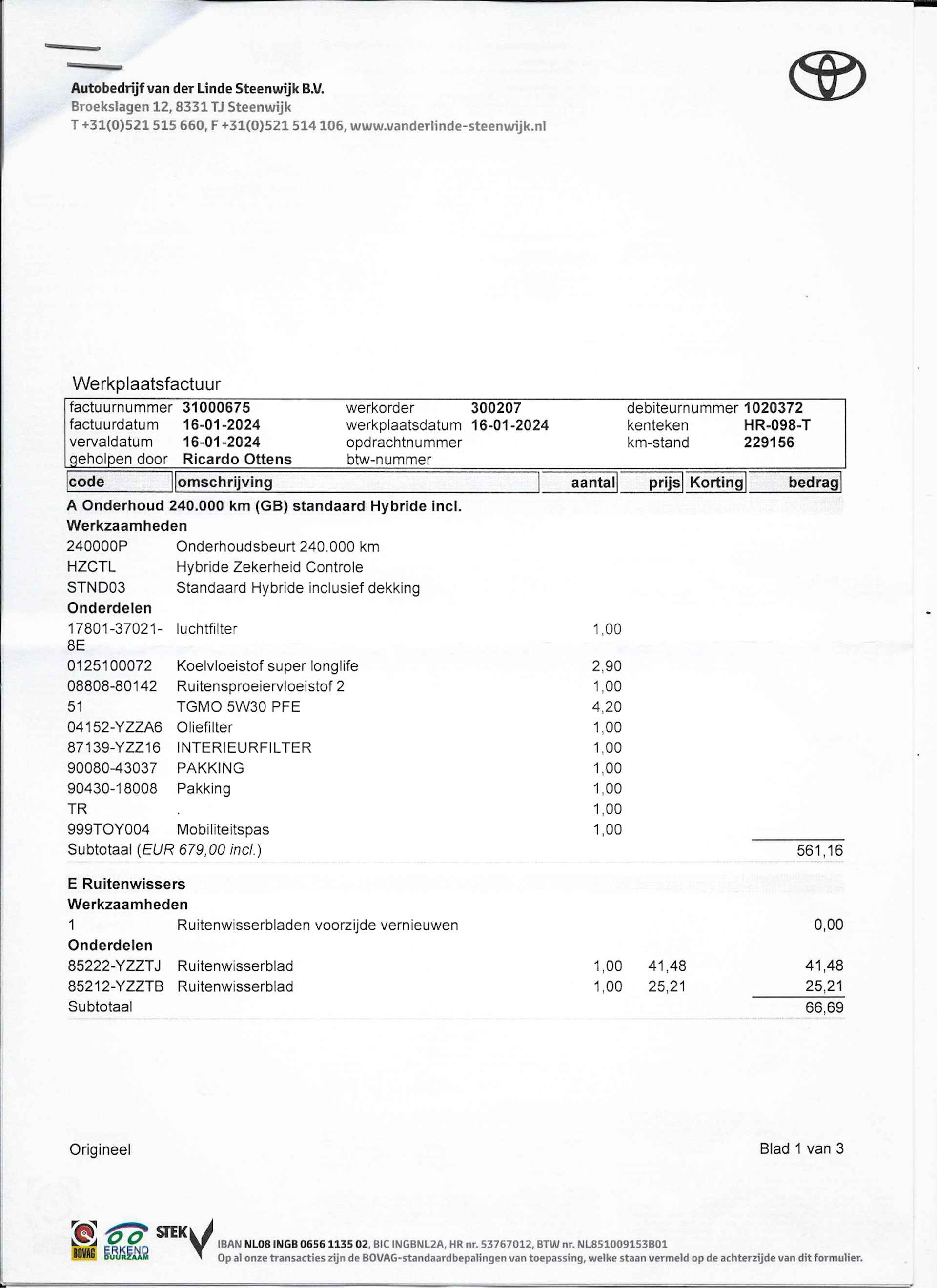 Toyota Prius 1.8 Plug-in Aspiration (100PK), Toyota-Dealer-Onderh., 12-MND-BOVAG, NL-Auto, Navigatie, Leer, Stoelverwarming, Achteruitrijcamera, Cruise-Control, Trekhaak, Head-Up-Display, Privacy-Glas - 41/49