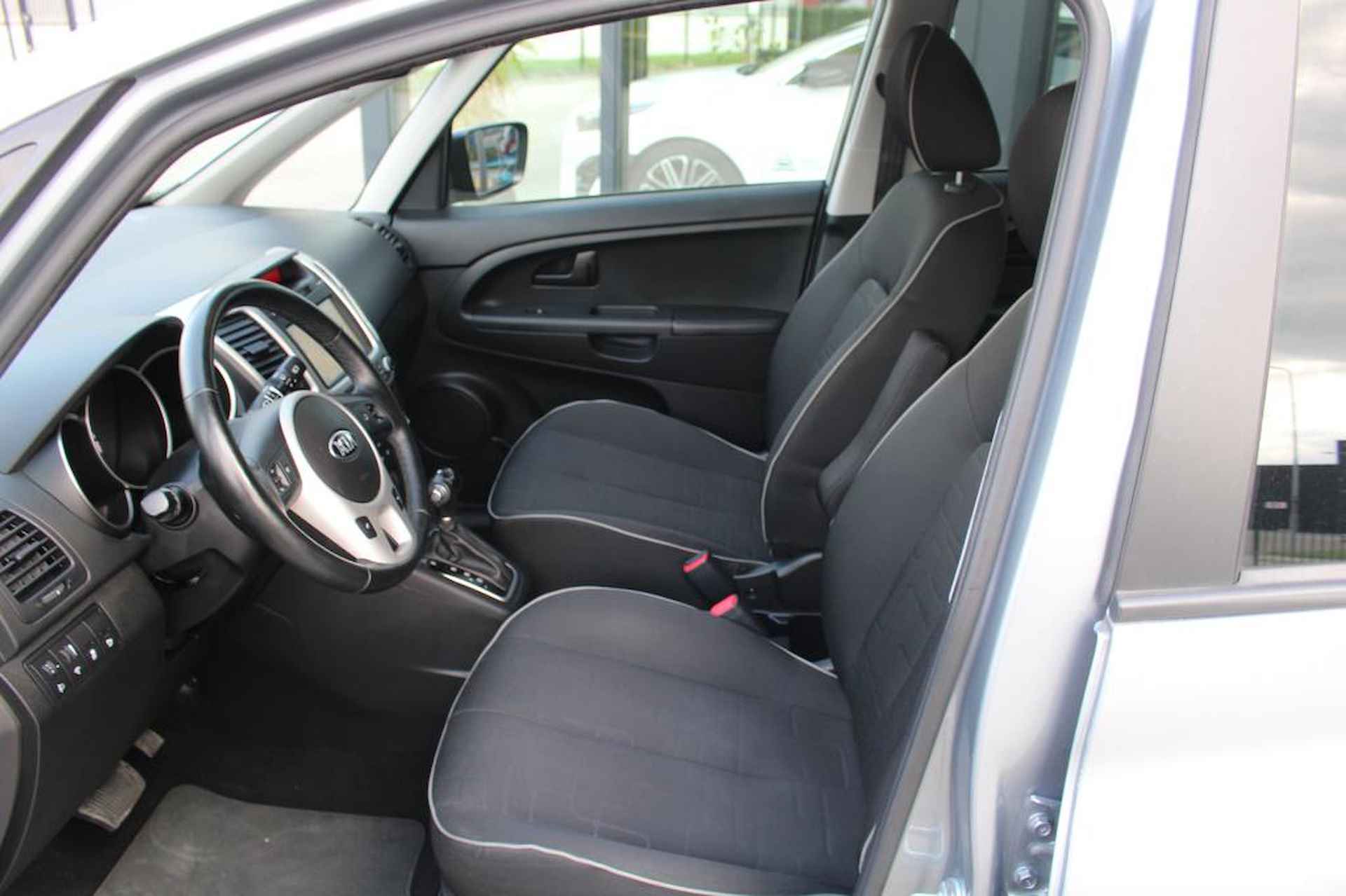 Kia VENGA 1.6 CVVT Dynamic Camere Navigatie Prijs is rijklaar incl 12 maanden bovag garantie - 5/10