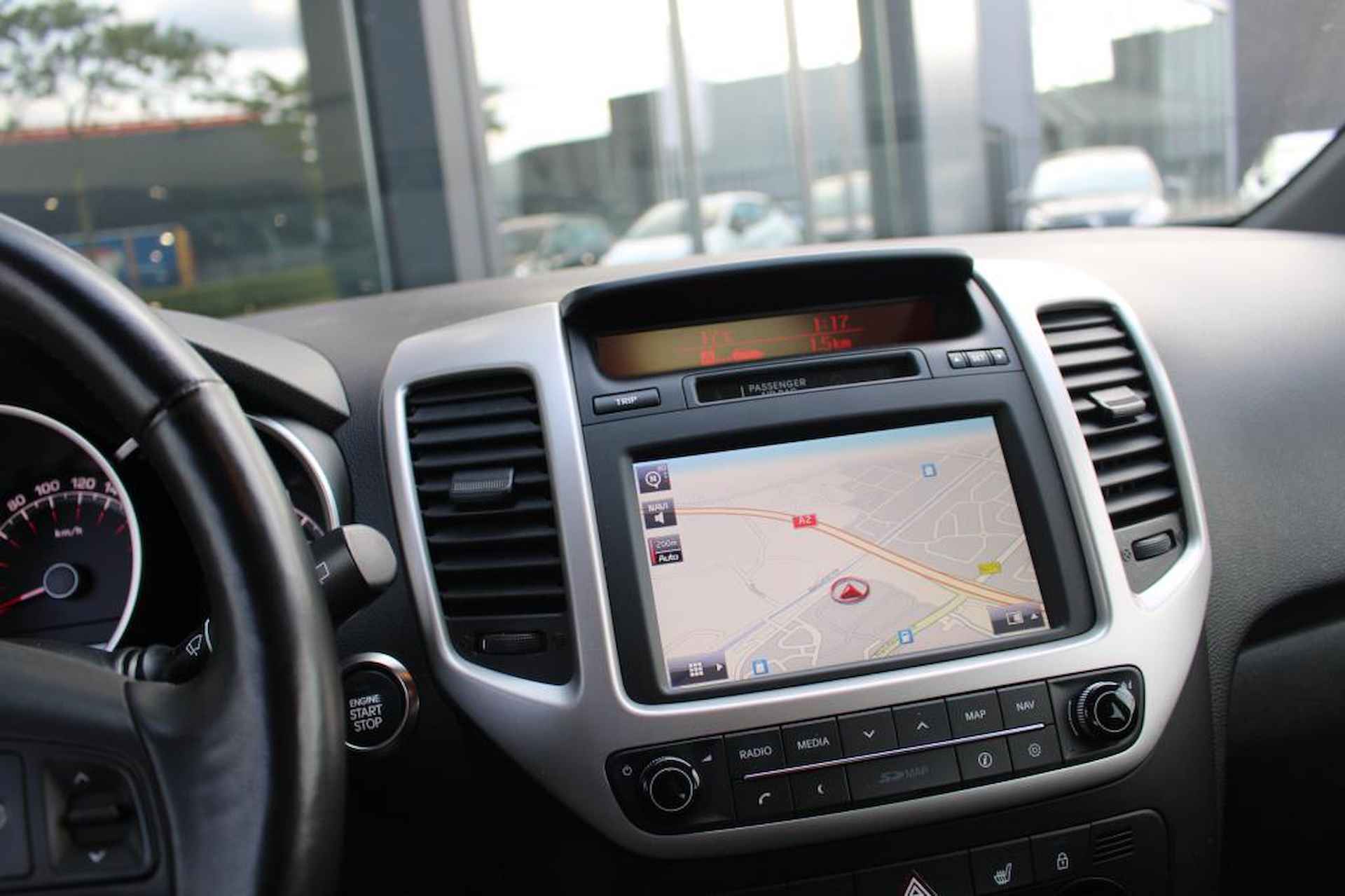 Kia VENGA 1.6 CVVT Dynamic Camere Navigatie Prijs is rijklaar incl 12 maanden bovag garantie - 8/10