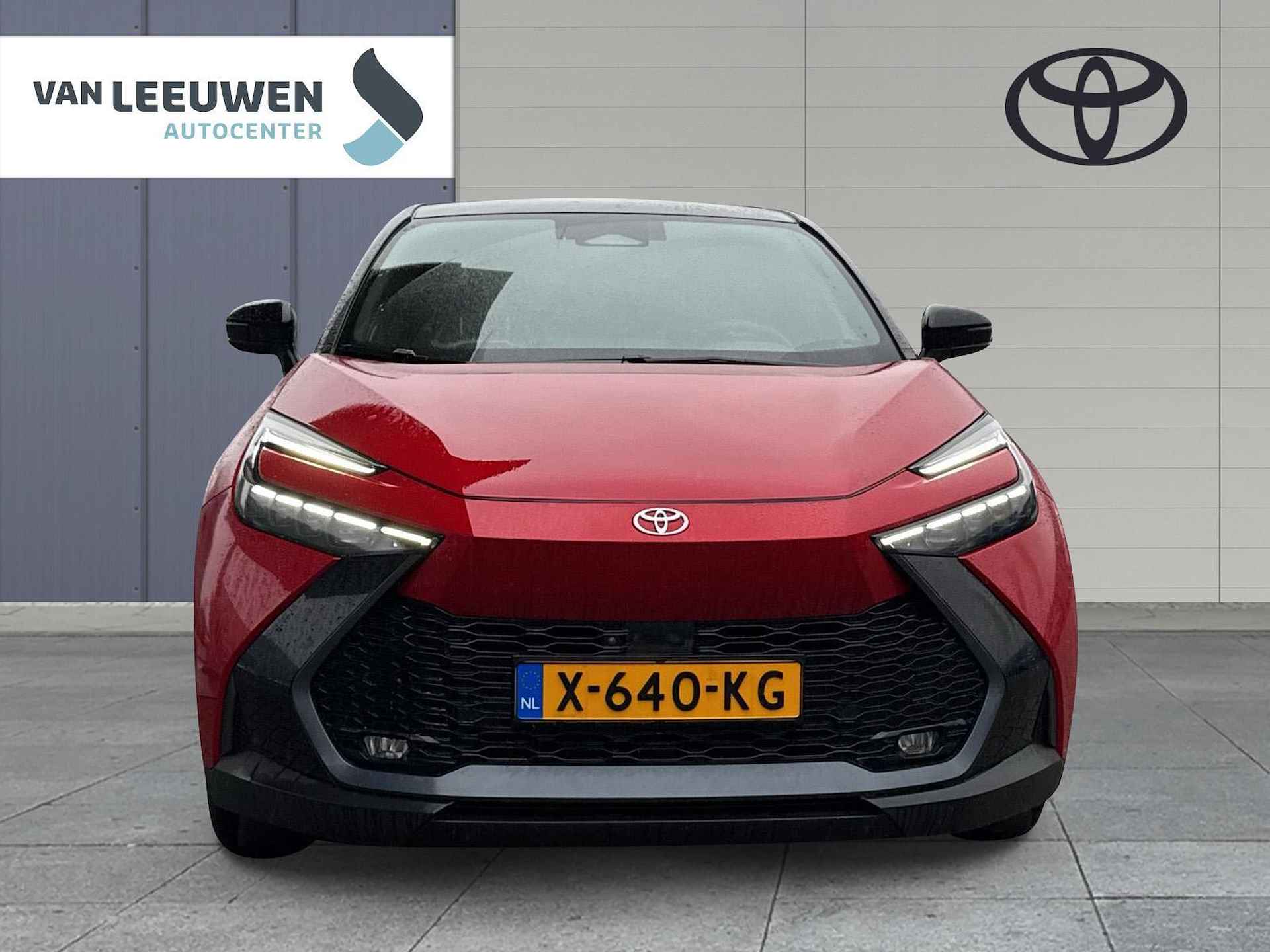 Toyota C-HR 1.8 Hybrid Executive NEXT GEN - 2/21